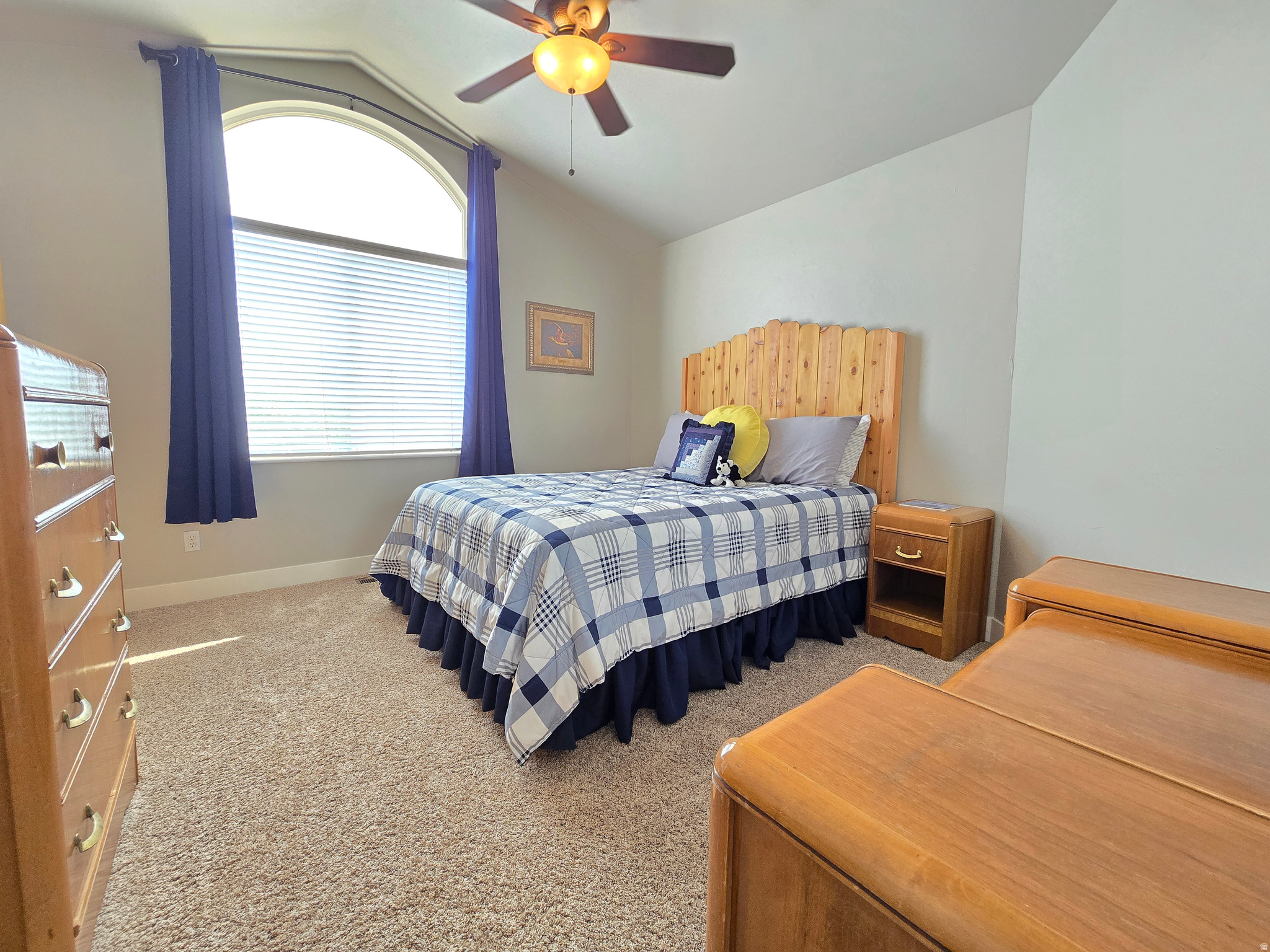 main property photo 18