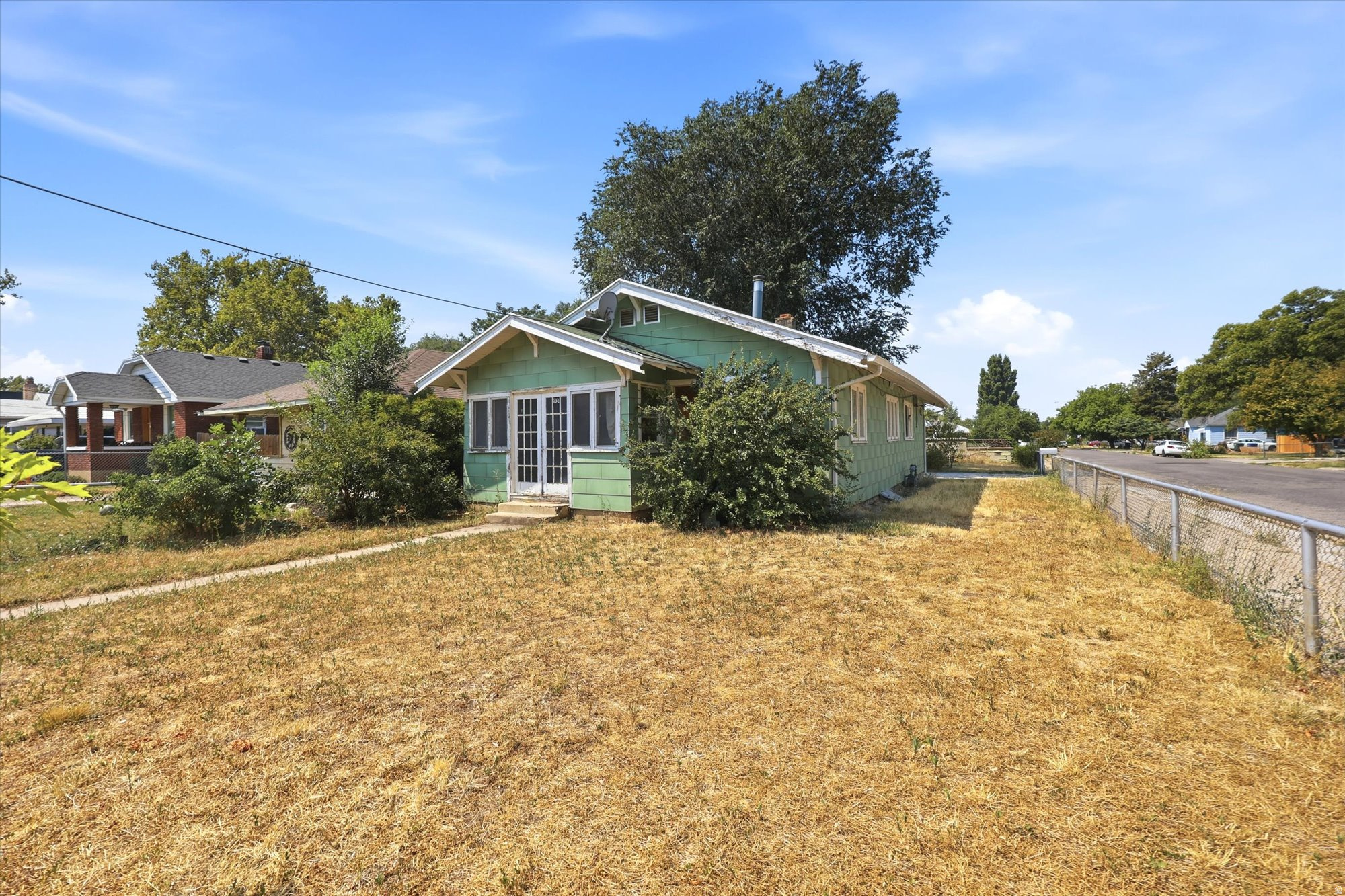 main property photo 2