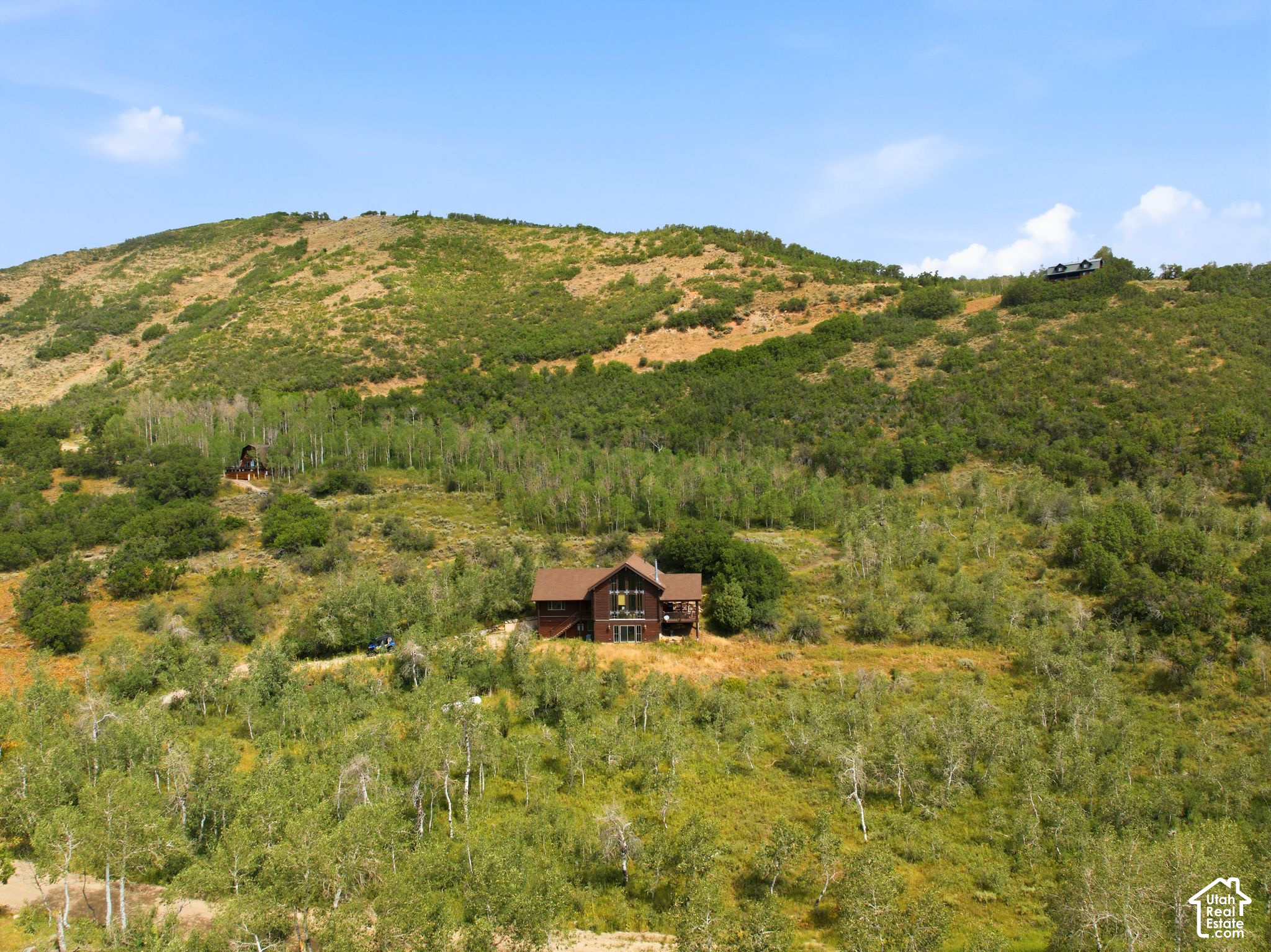 main property photo 40