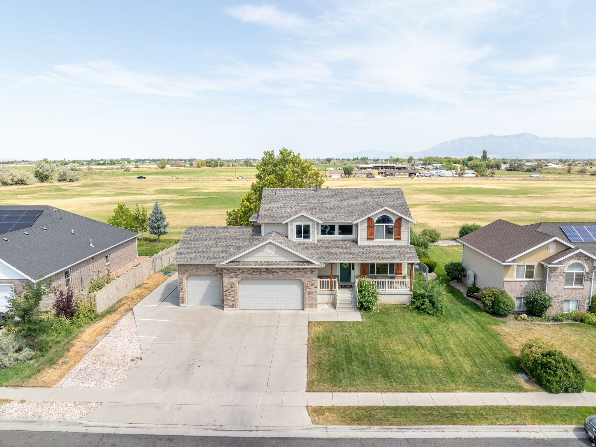 main property photo 43