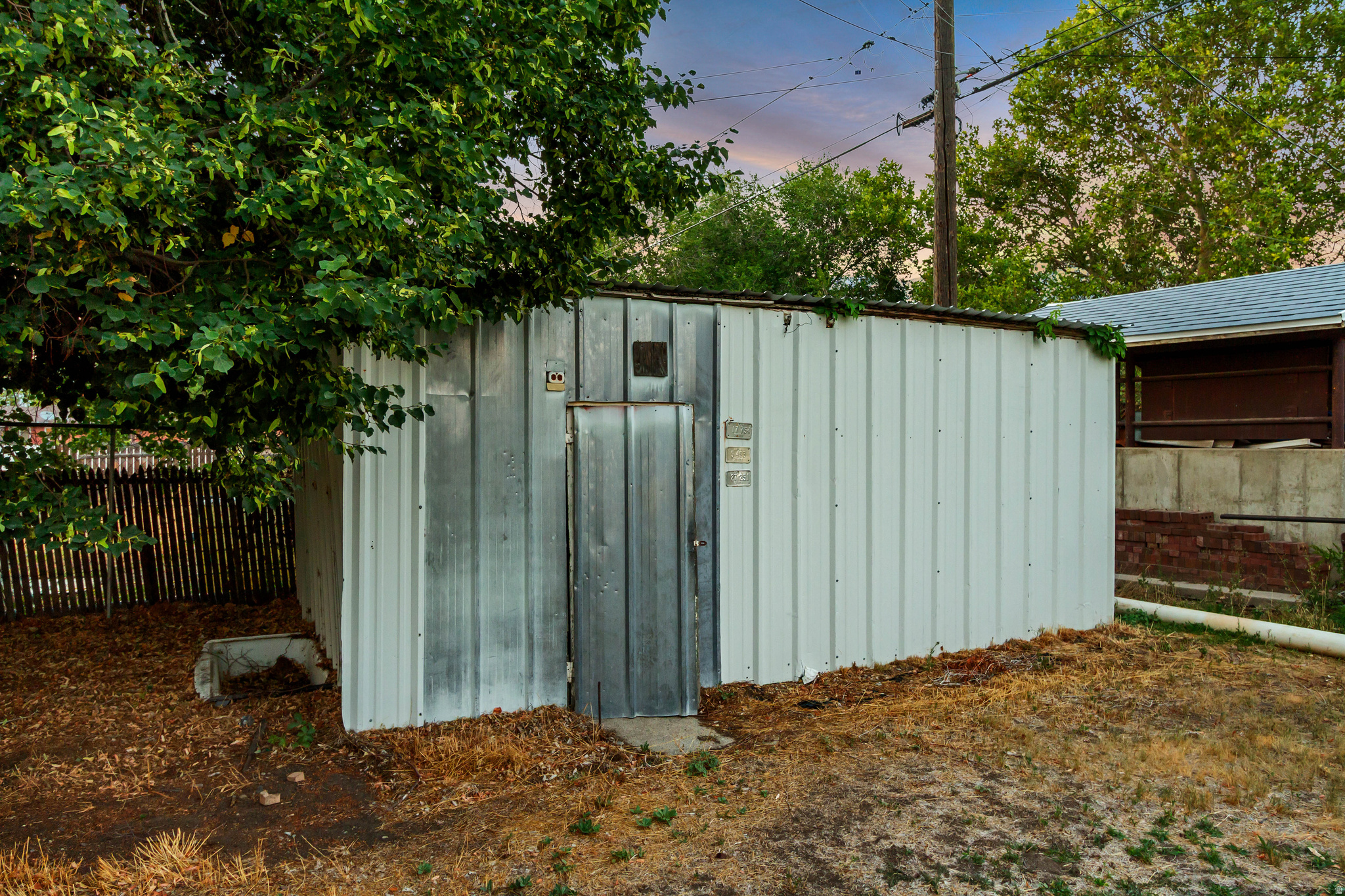 main property photo 27