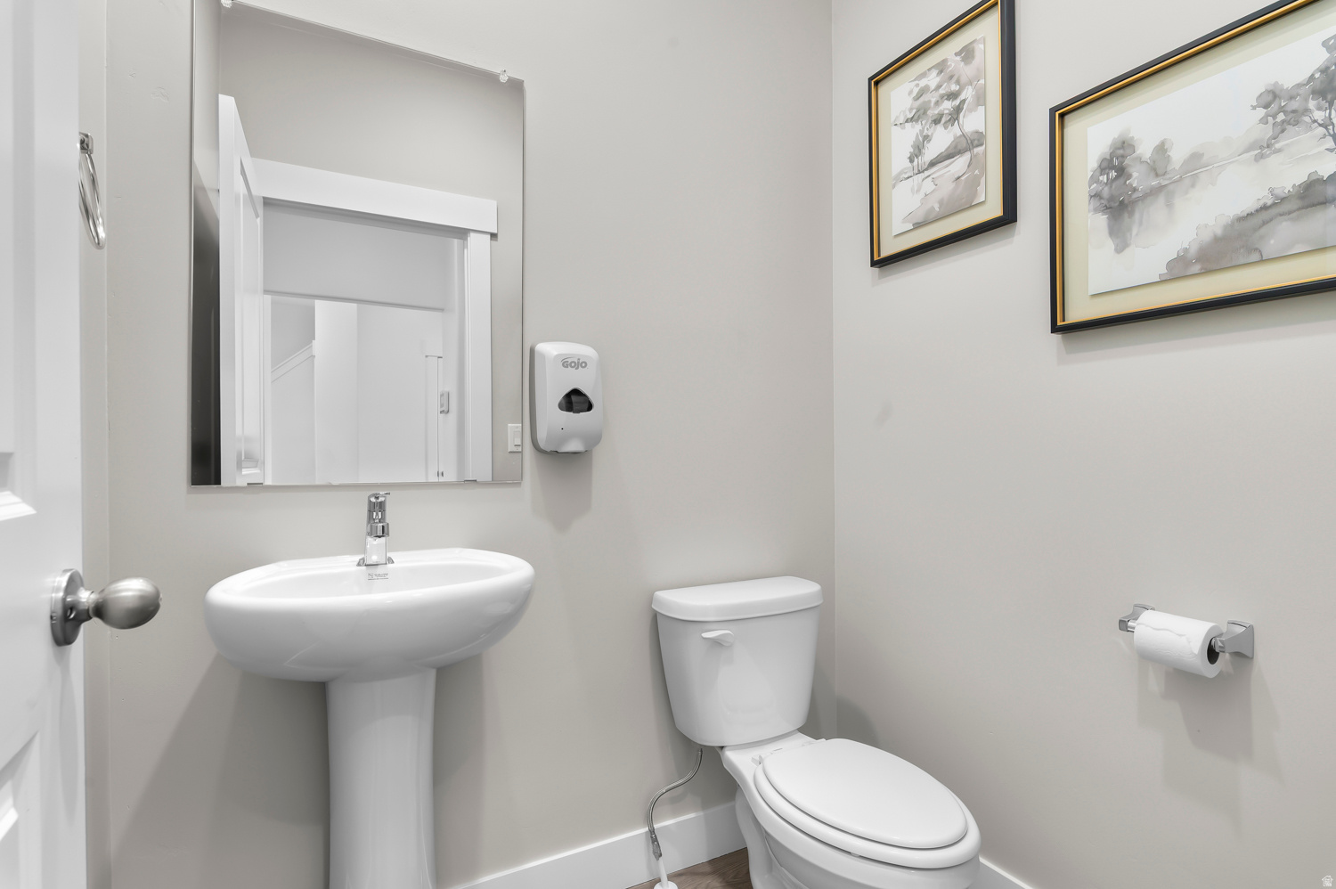 main property photo 7
