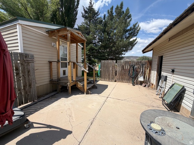 main property photo 39