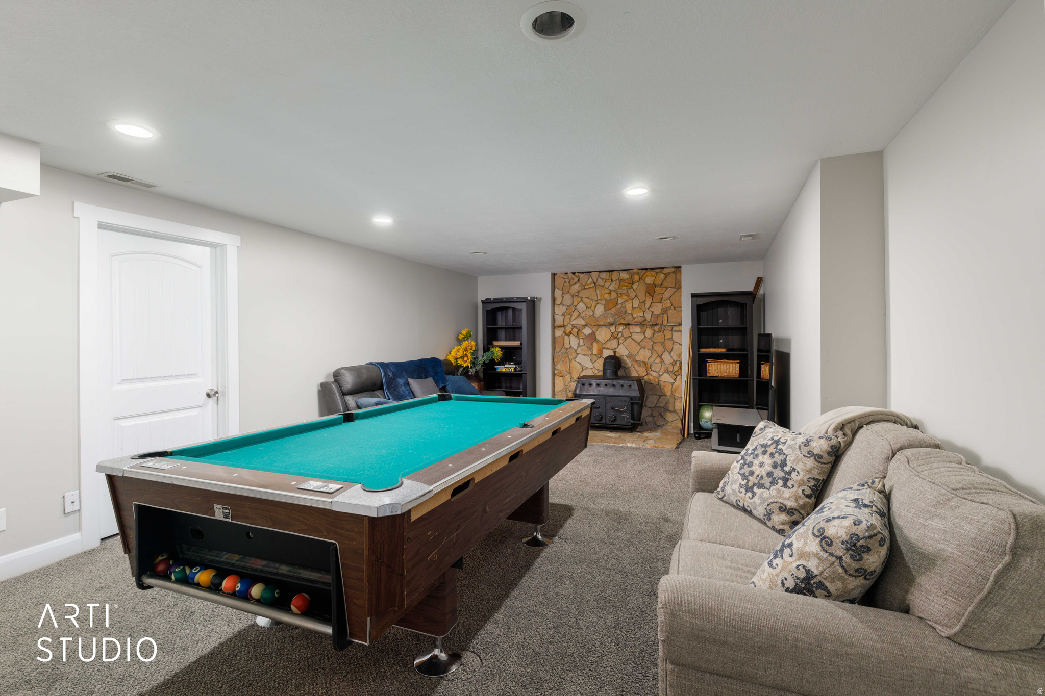 main property photo 19