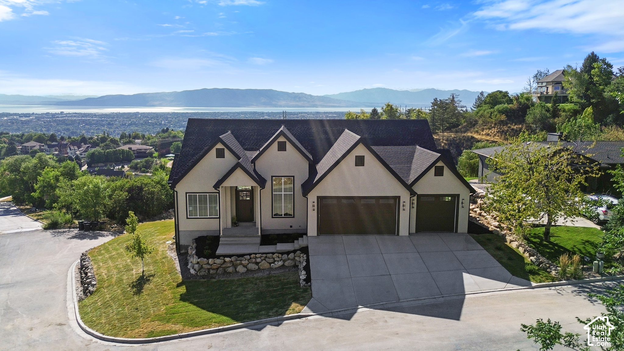 main property photo 61