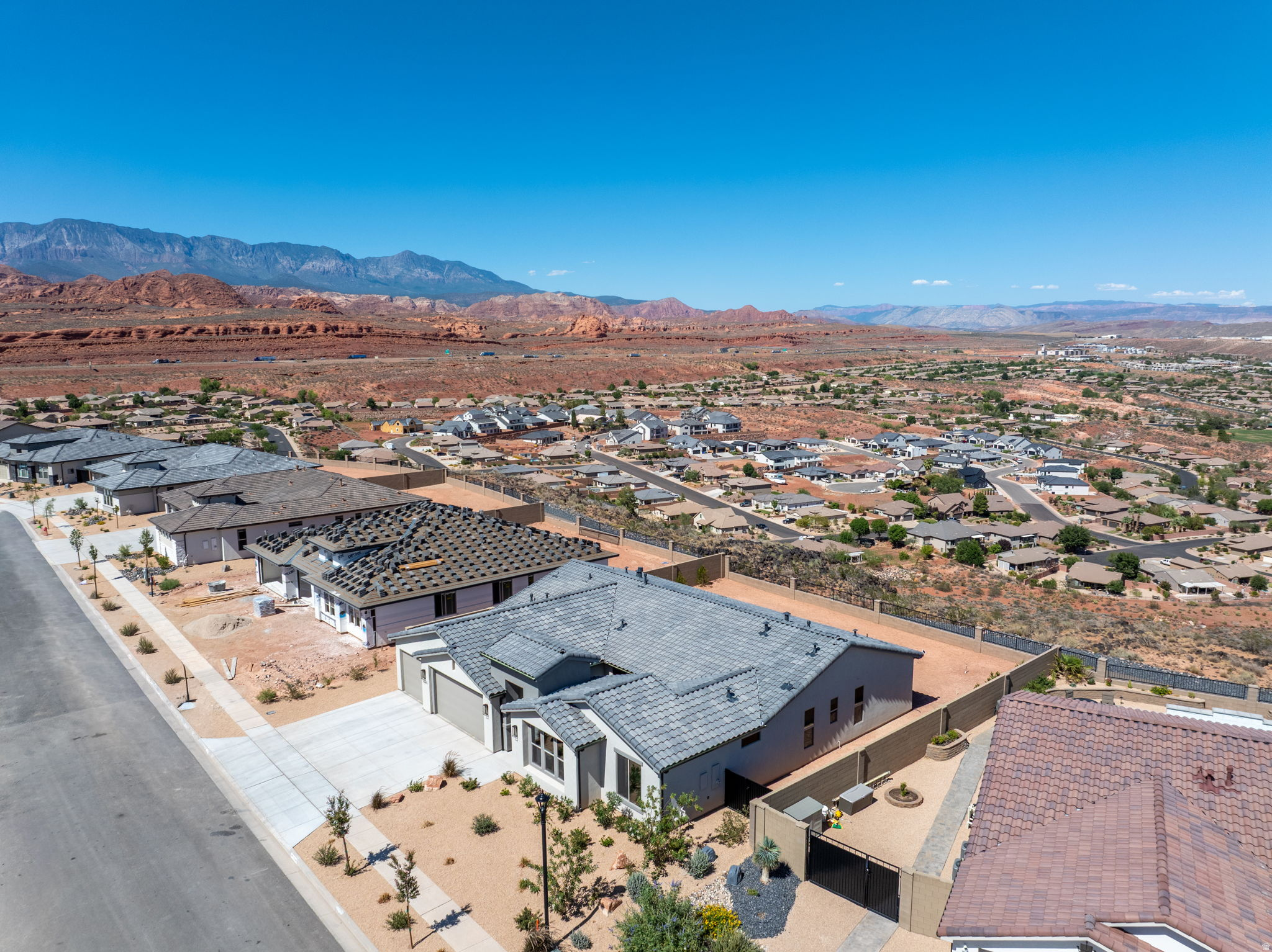 main property photo 49