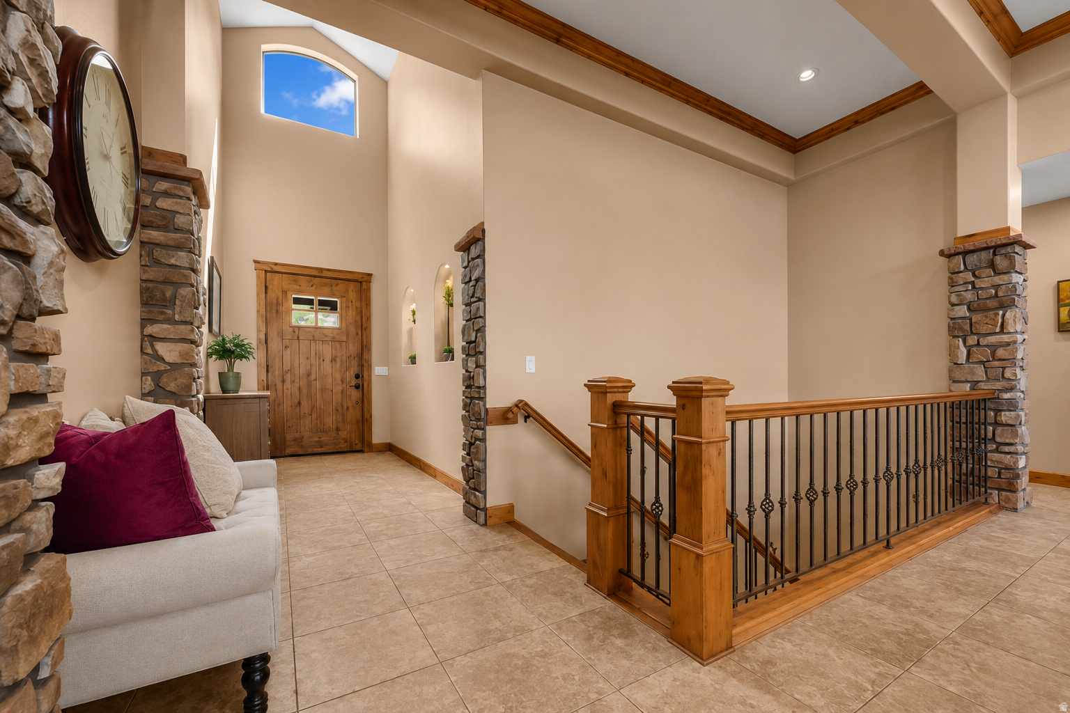 main property photo 12