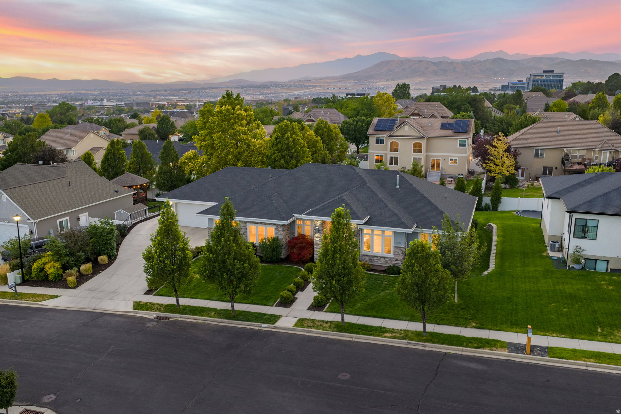 main property photo 47