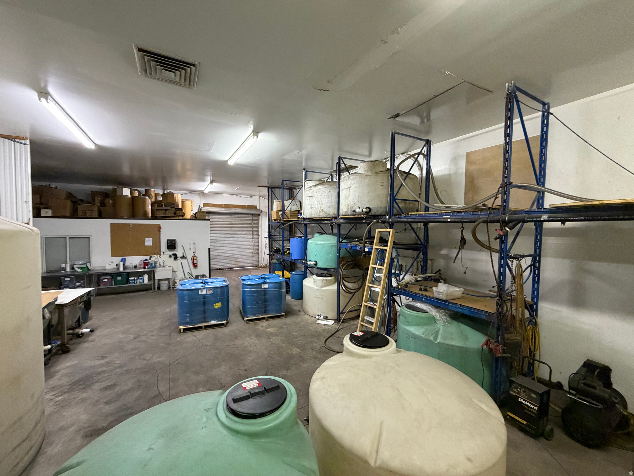 main property photo 16