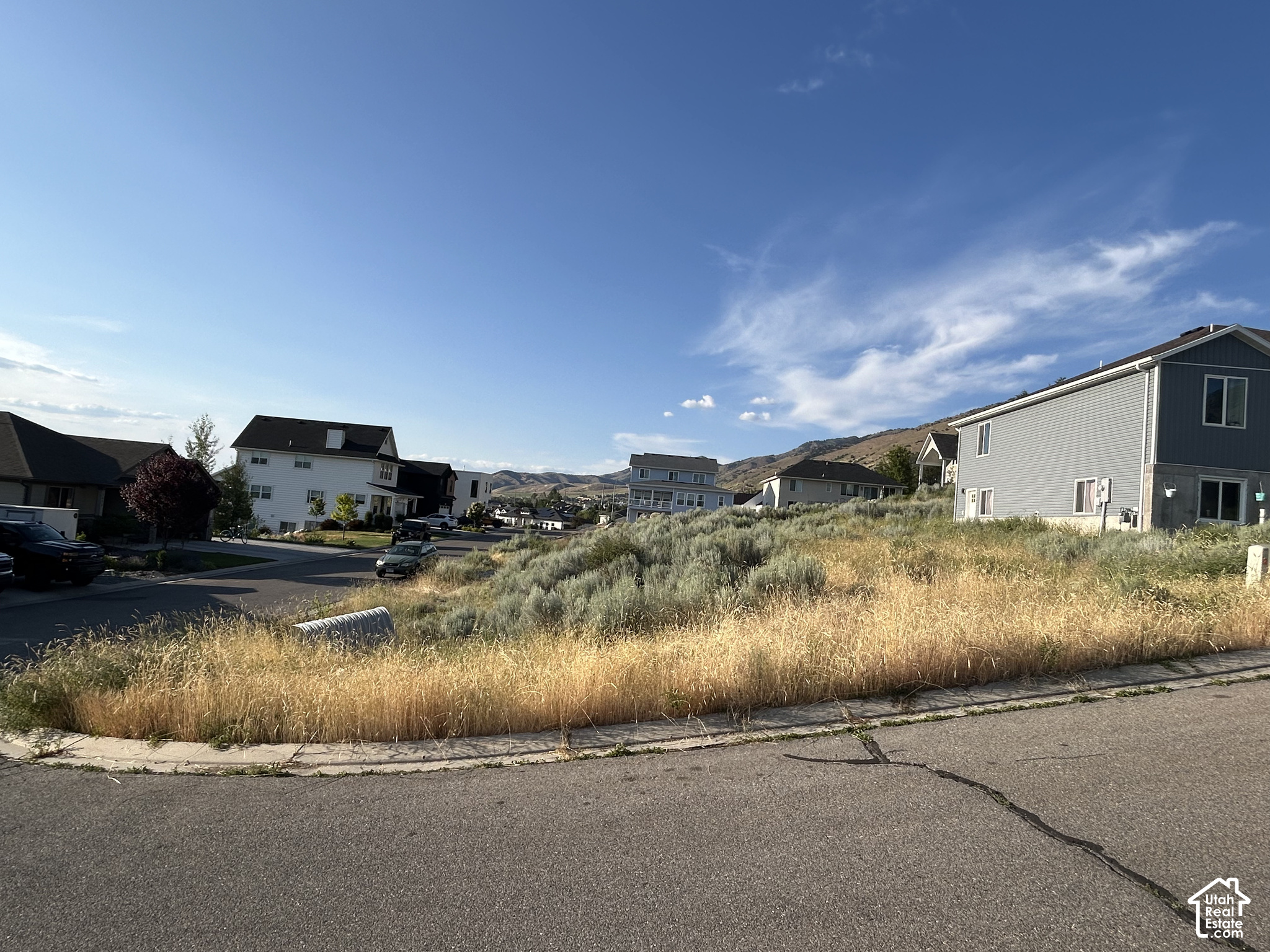 main property photo 6