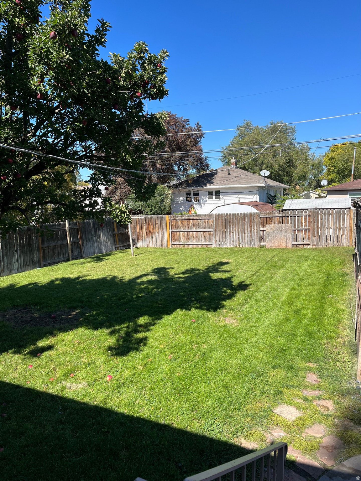 main property photo 12