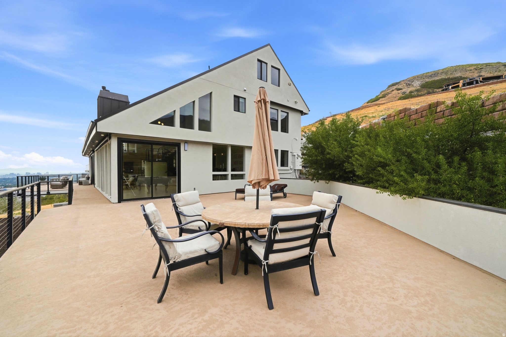 main property photo 68