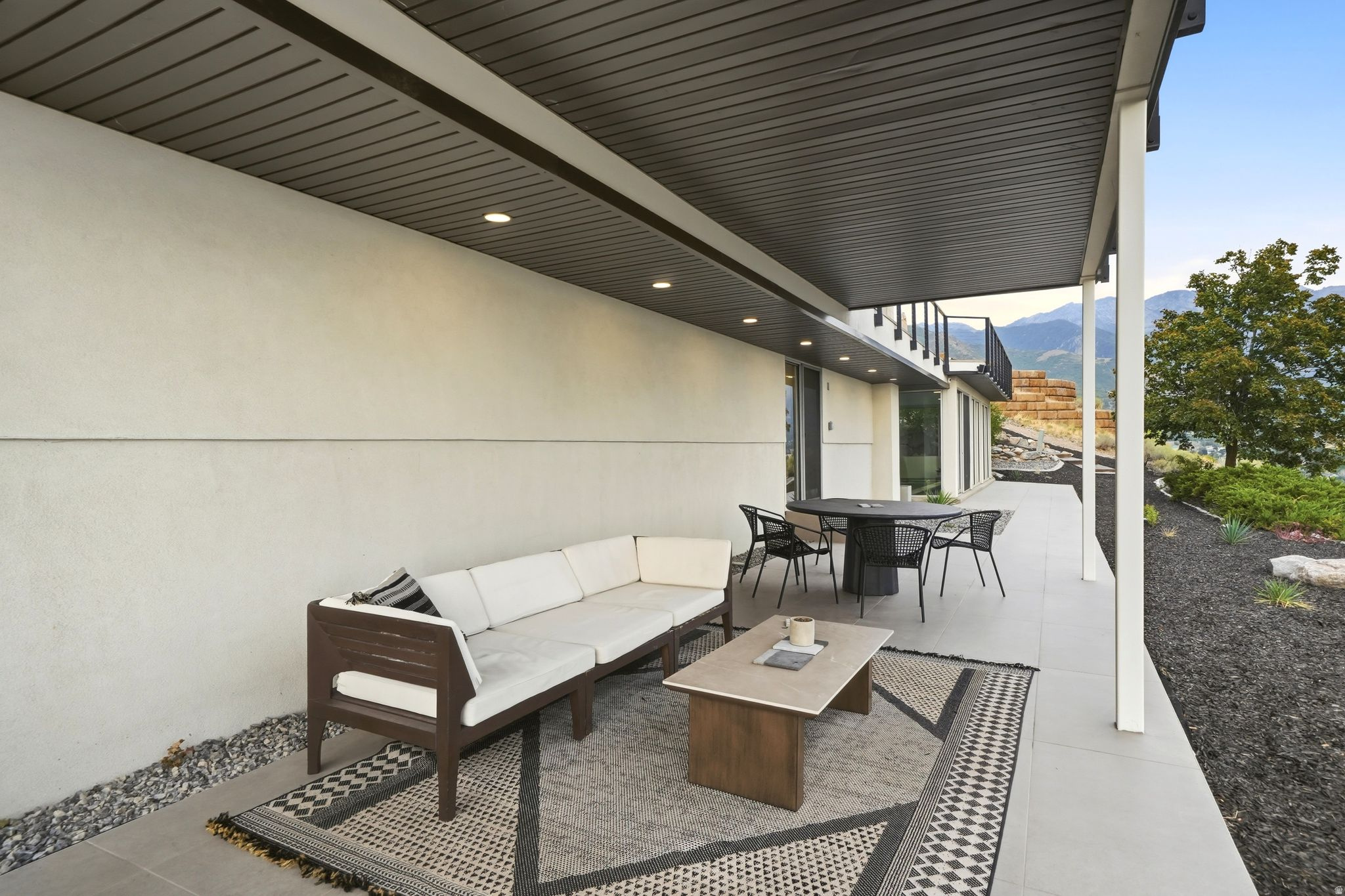 main property photo 75