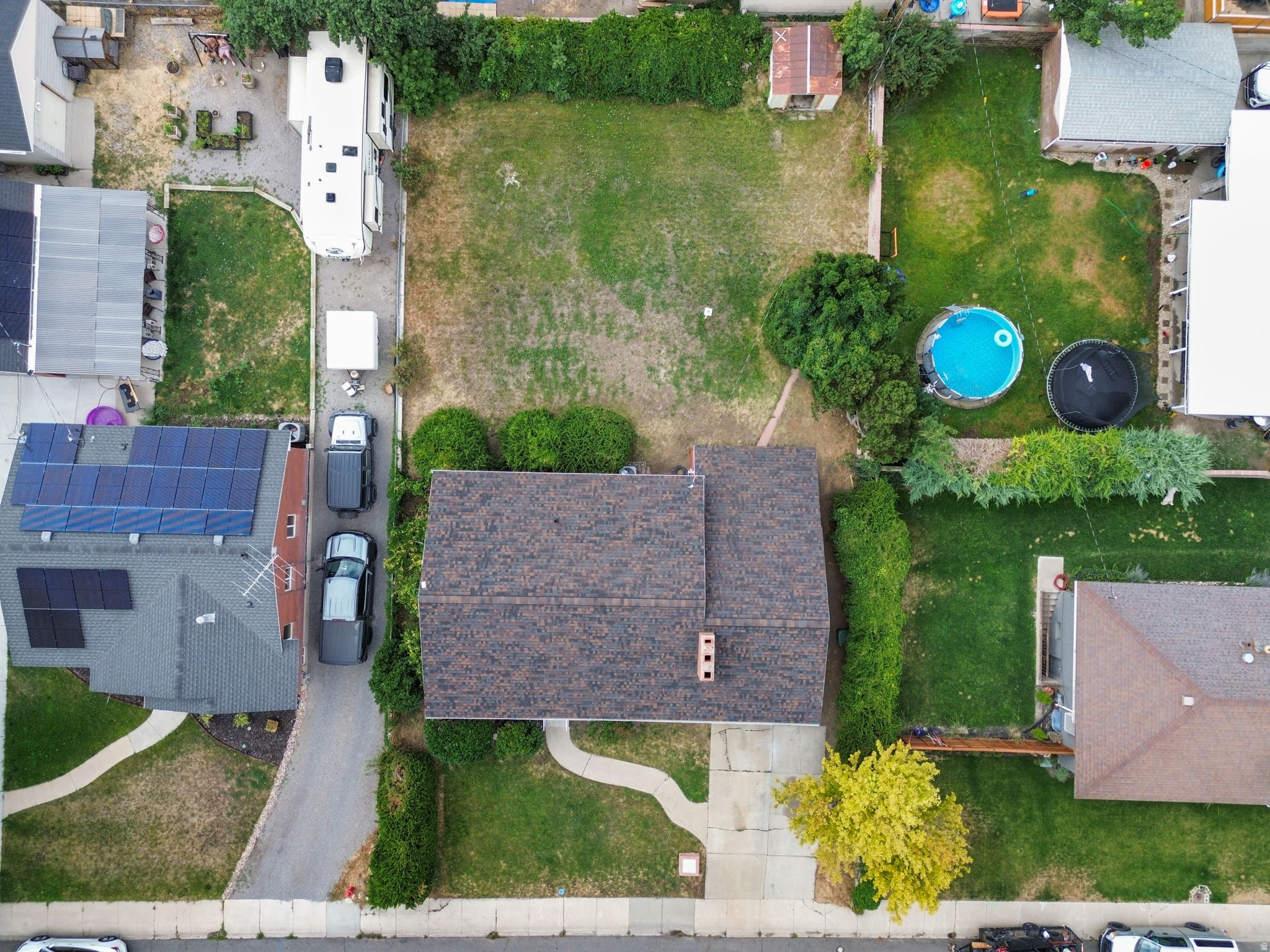 main property photo 34