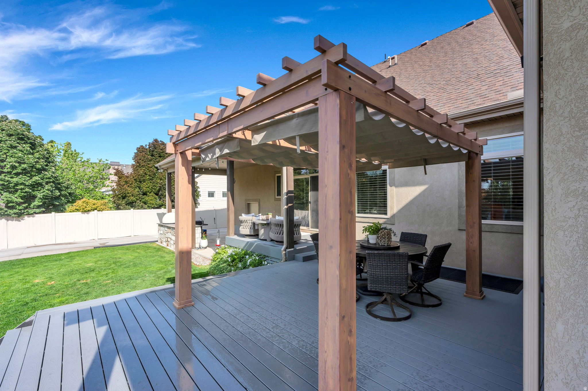 main property photo 78
