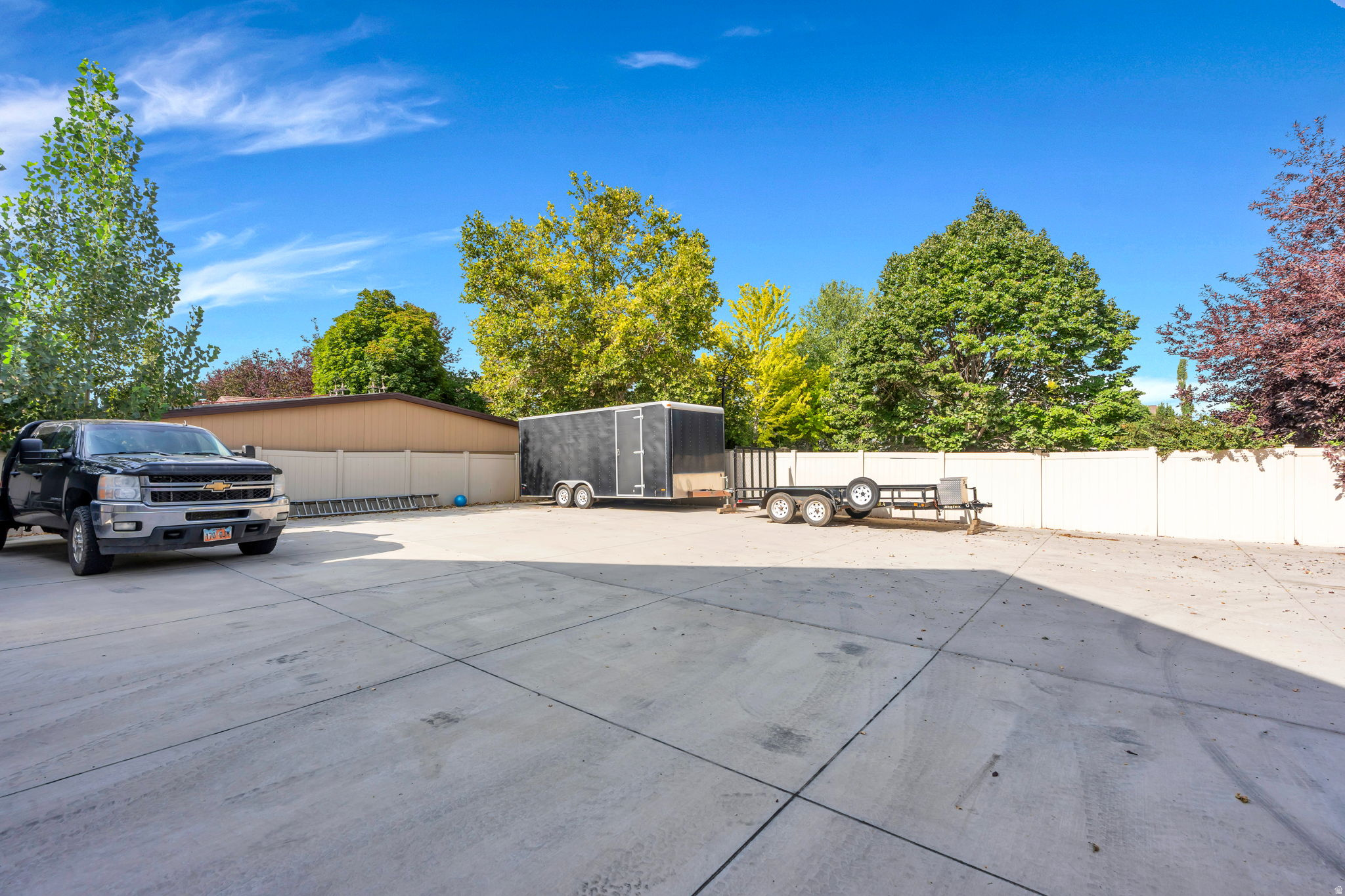 main property photo 88