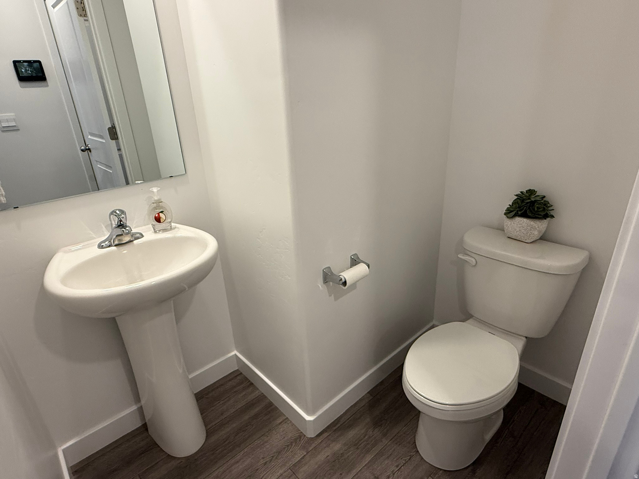 main property photo 9