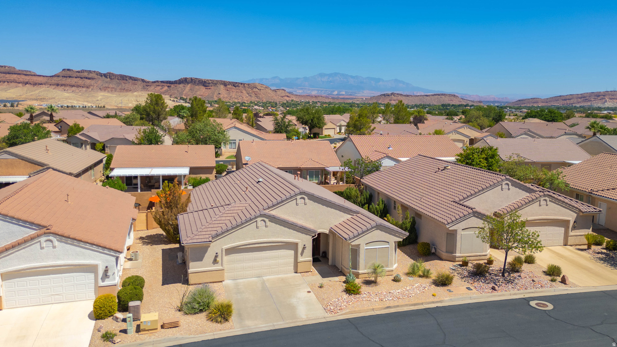 main property photo 54