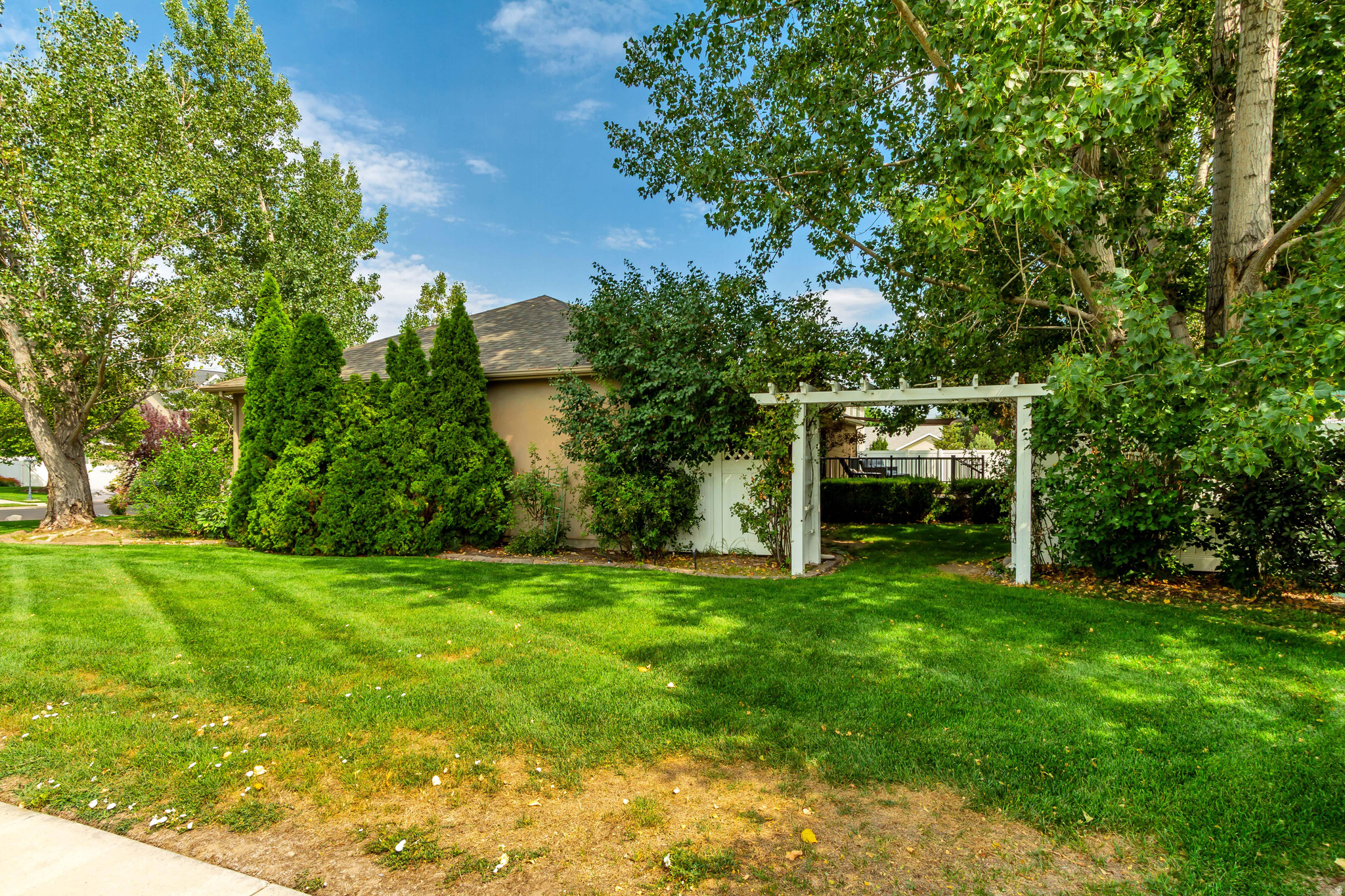 main property photo 49