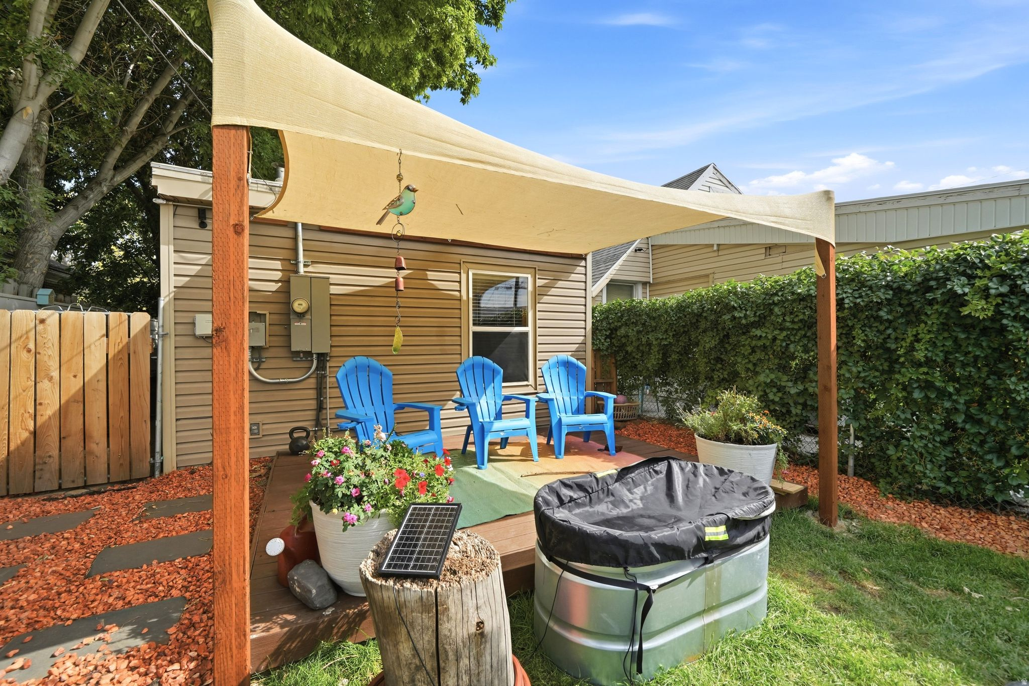 main property photo 17
