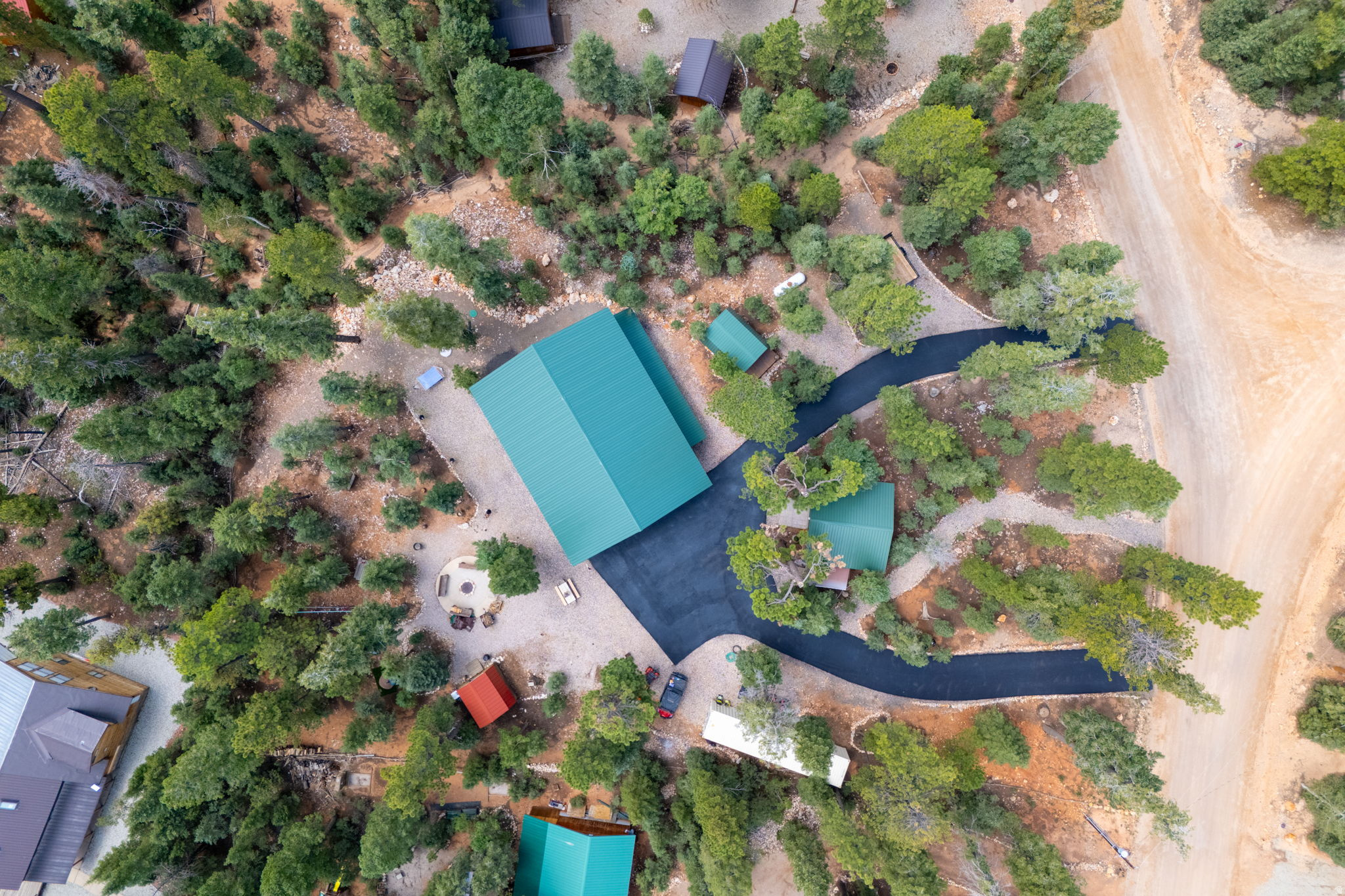 main property photo 30