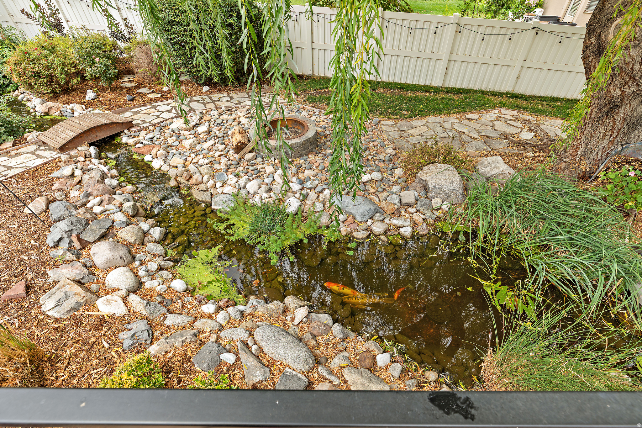 main property photo 32