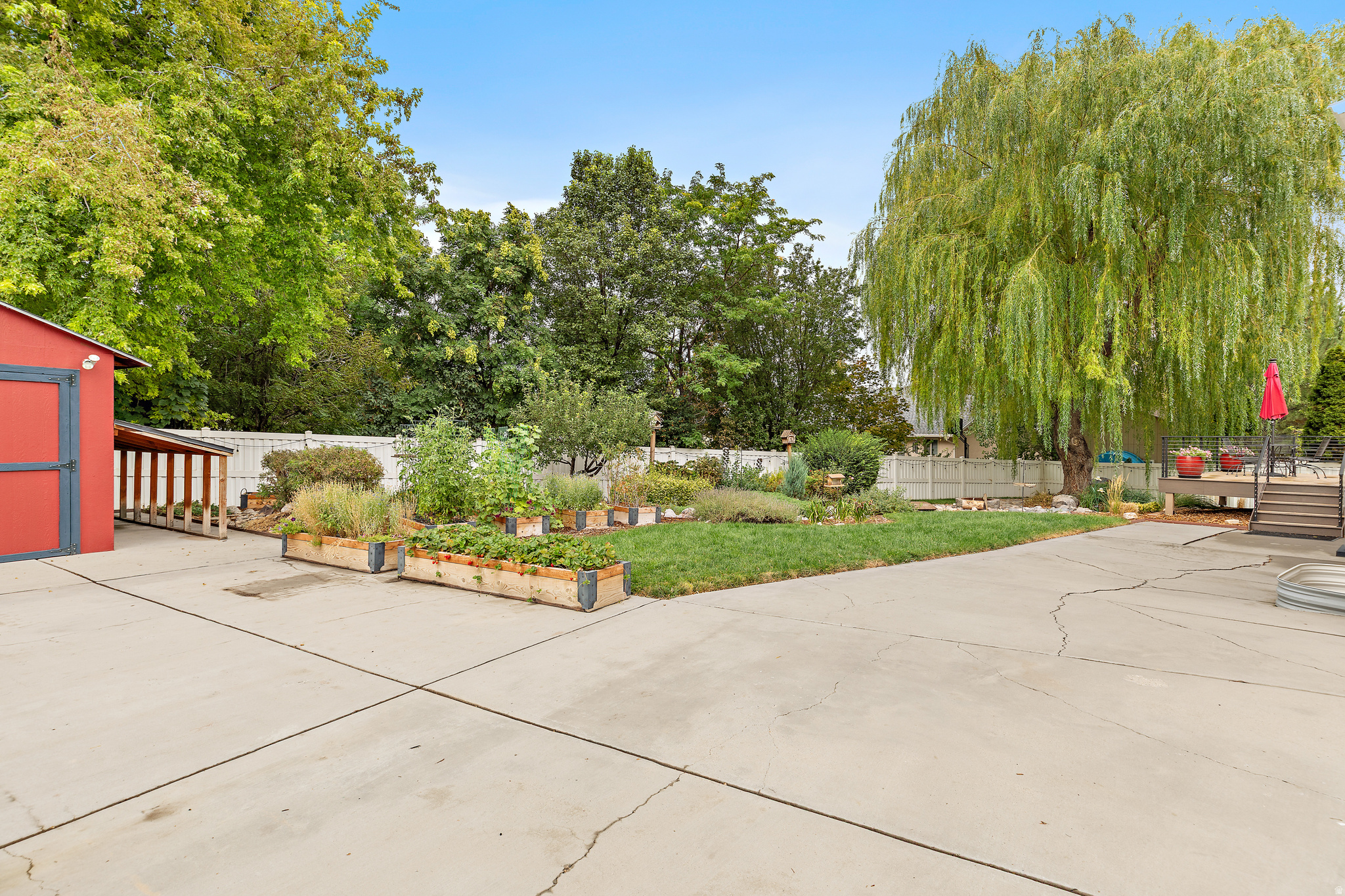 main property photo 39