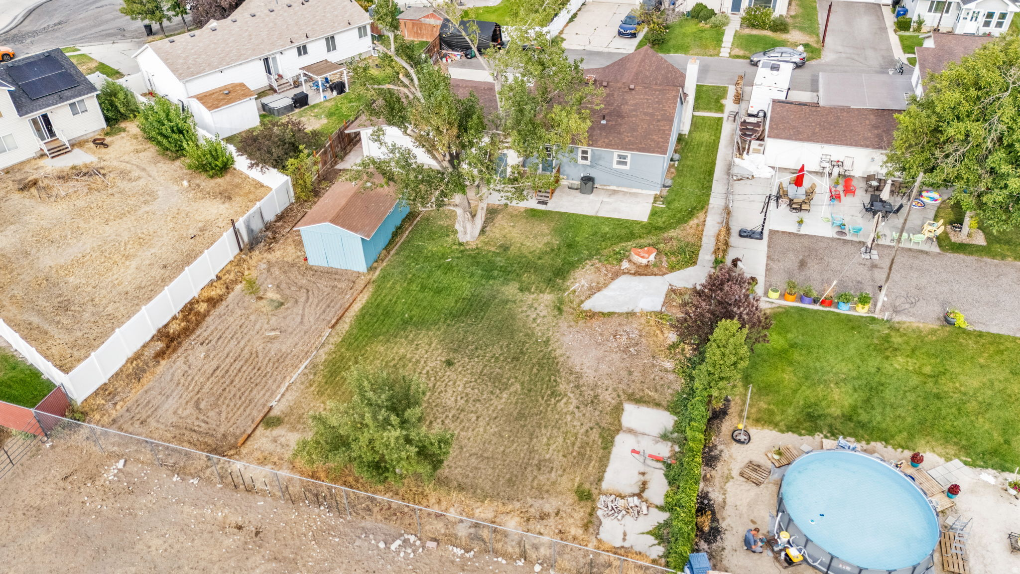 main property photo 23