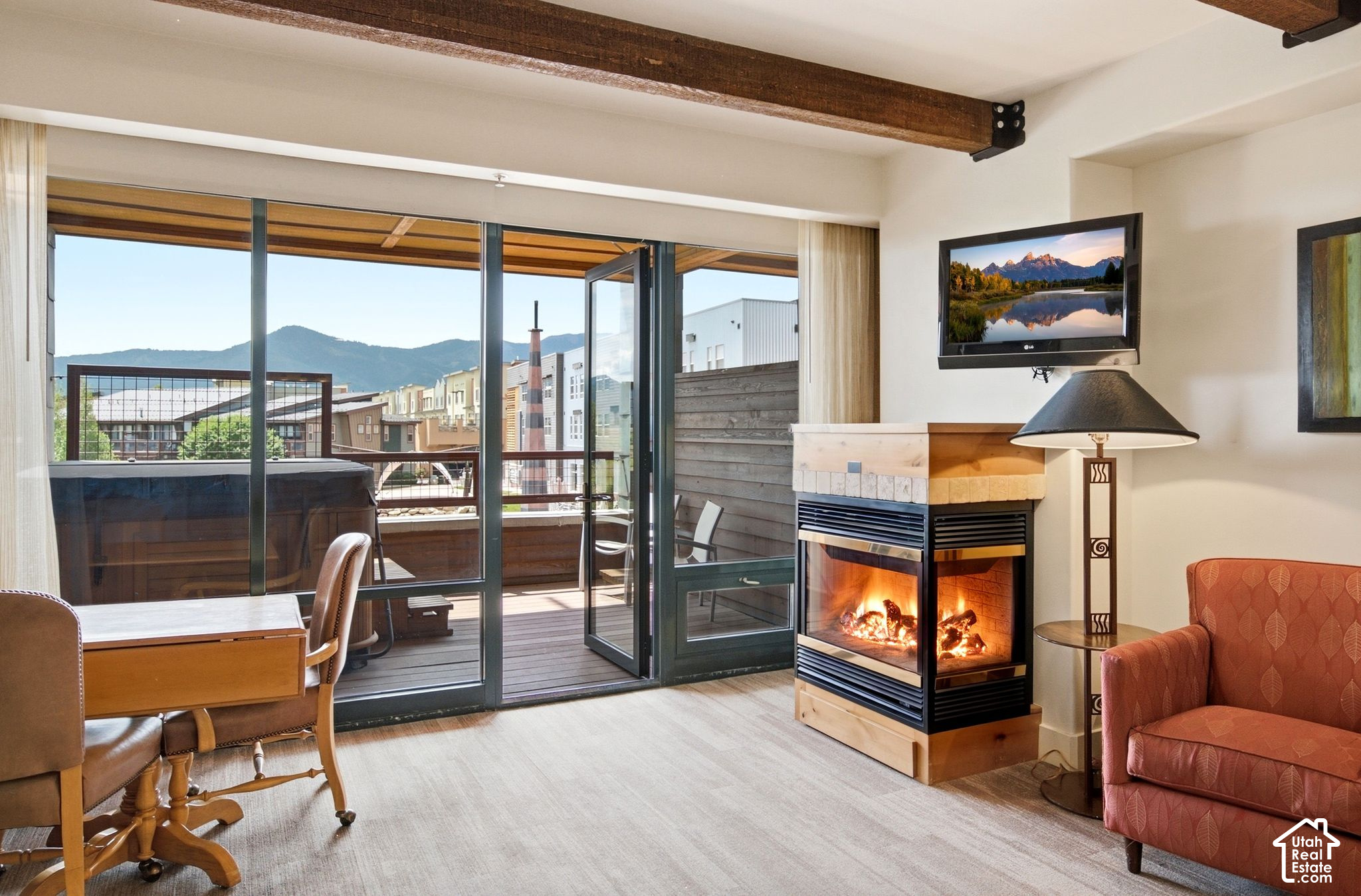 main property photo 5