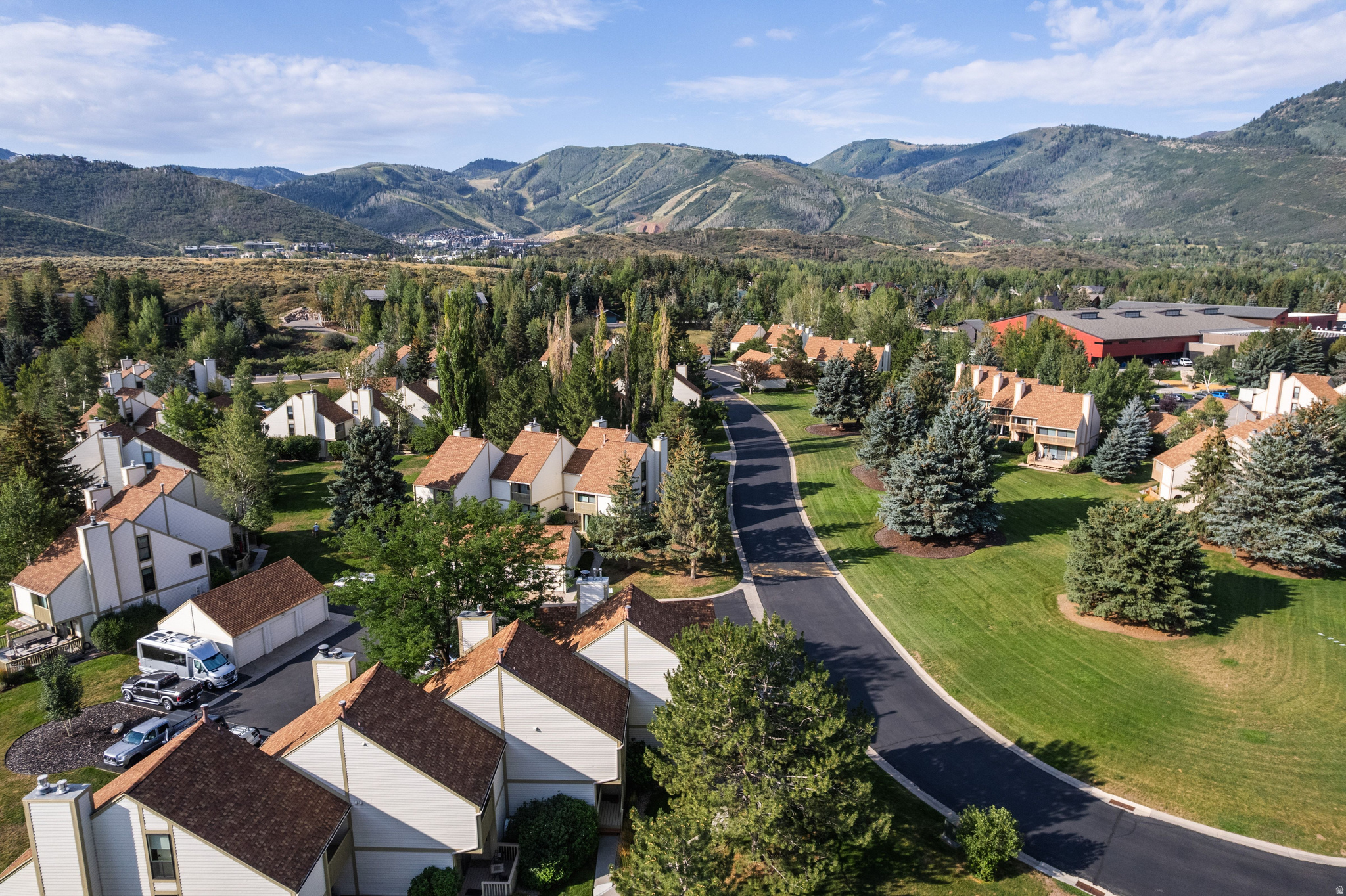 main property photo 50