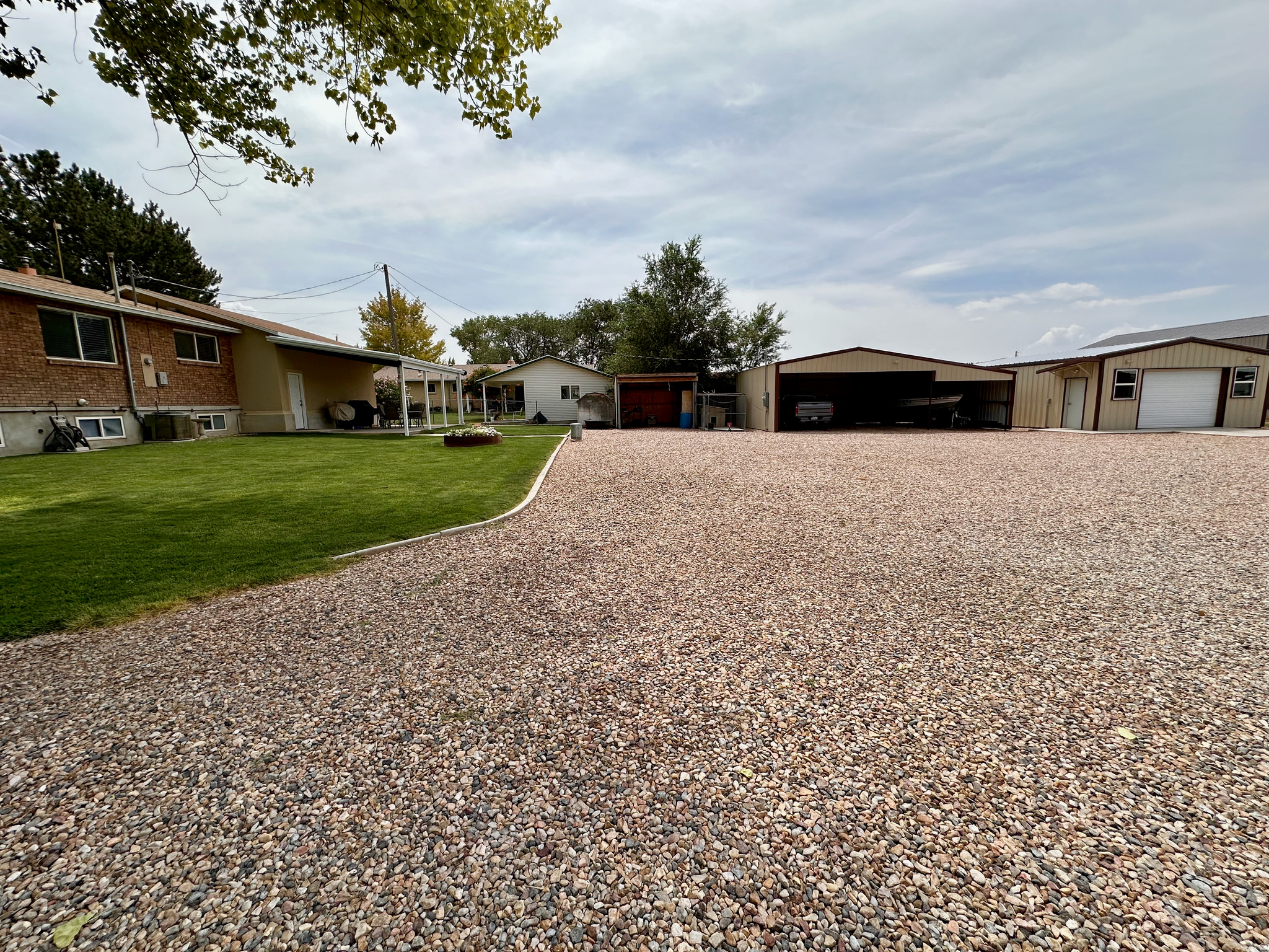 main property photo 10