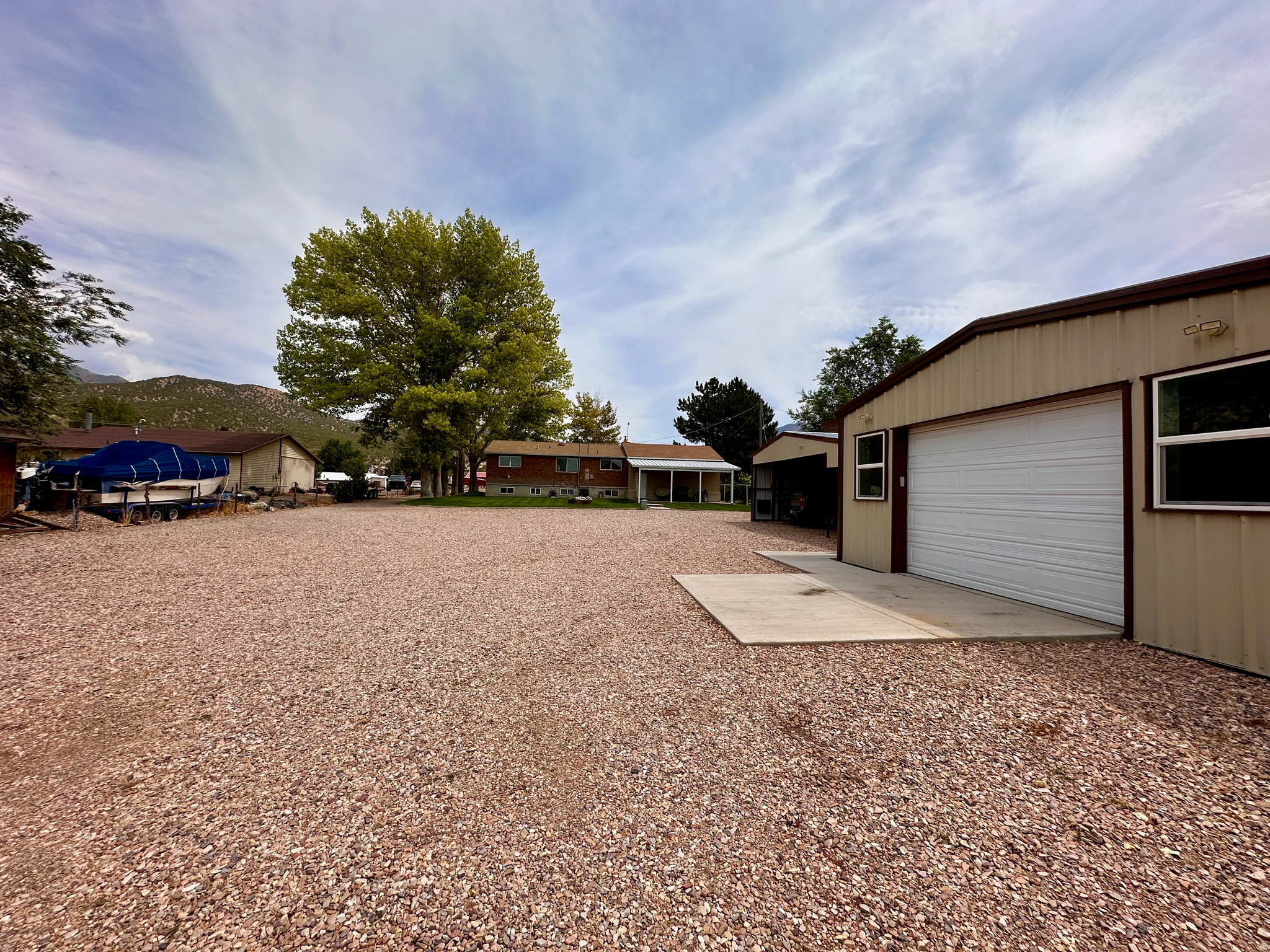 main property photo 23