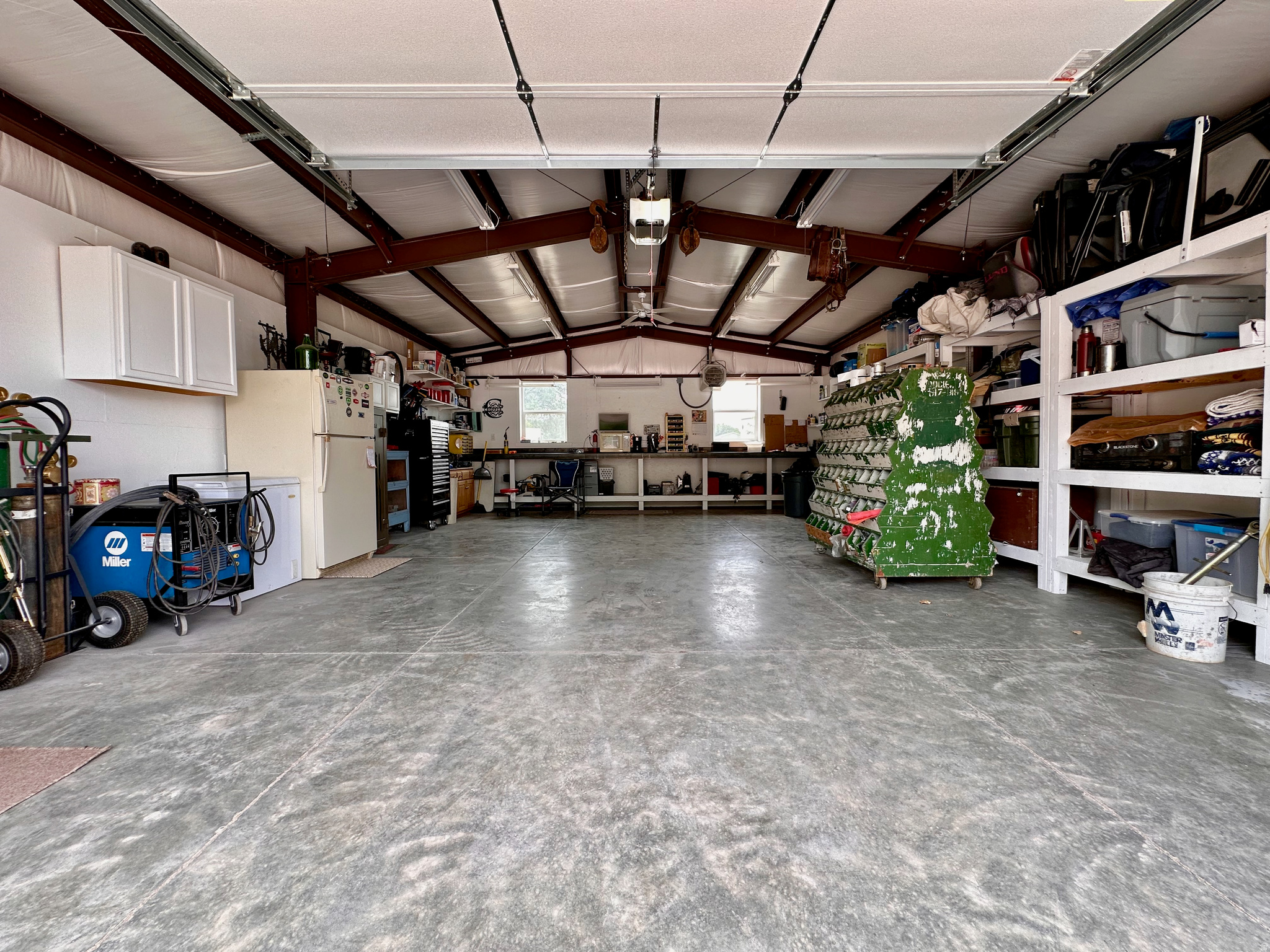 main property photo 25