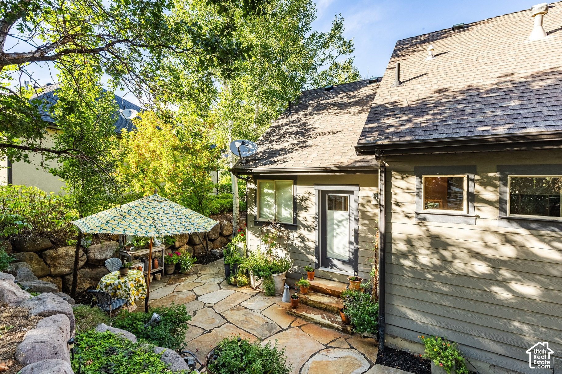 main property photo 107