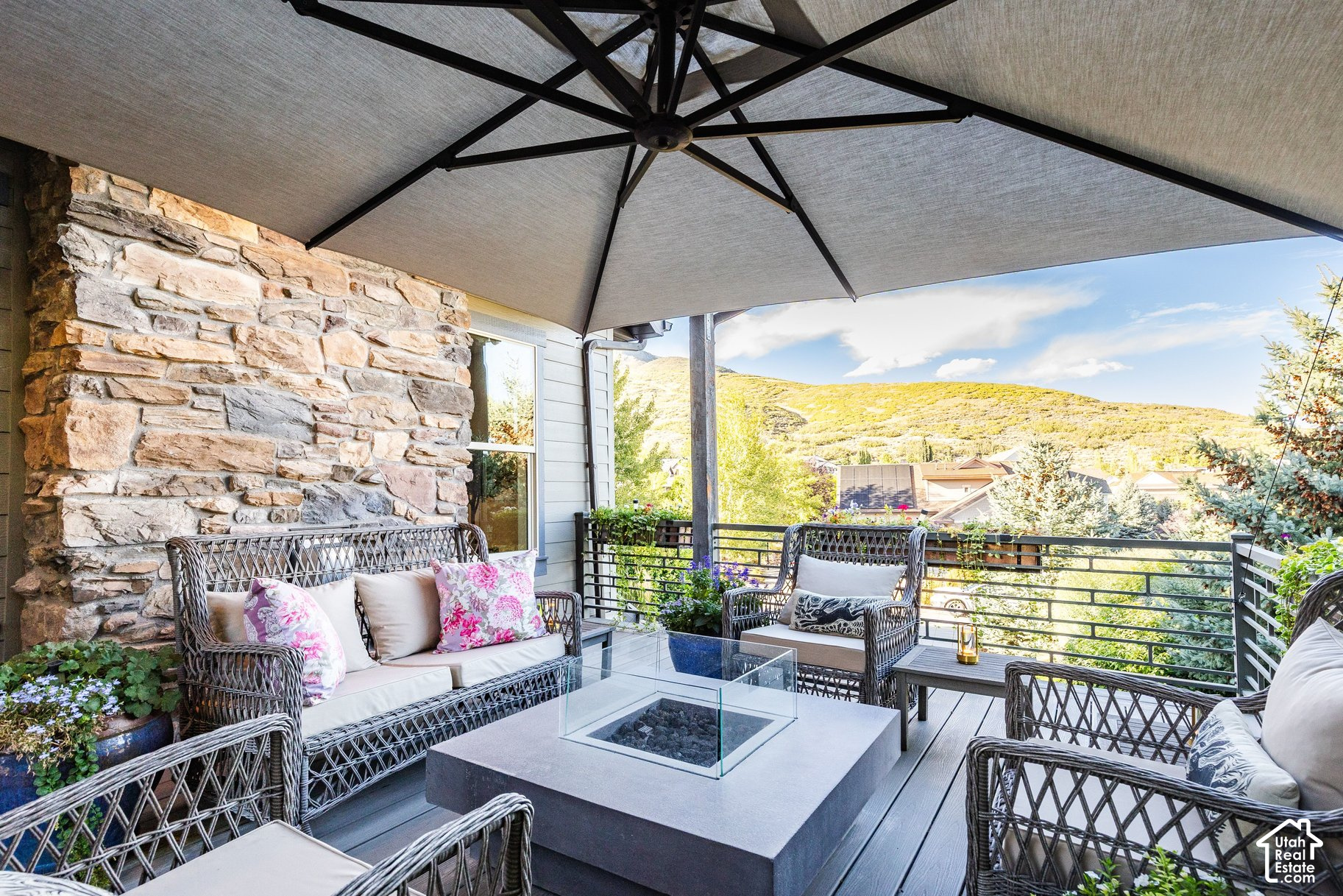 main property photo 99