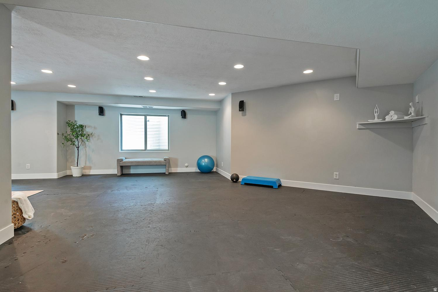 main property photo 61