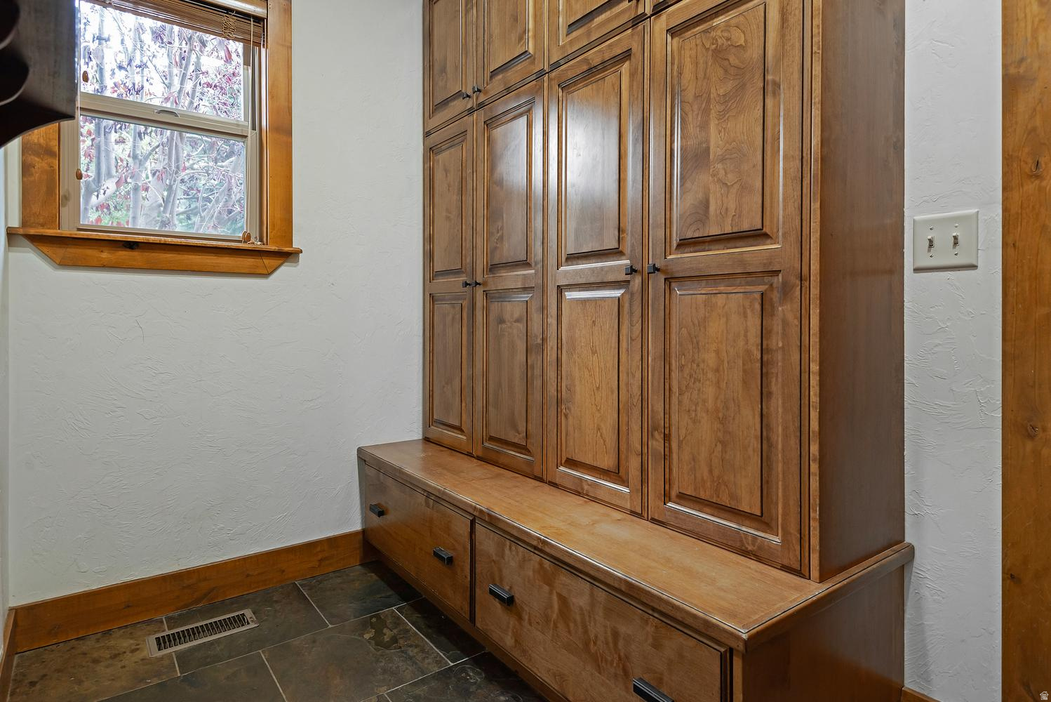 main property photo 67