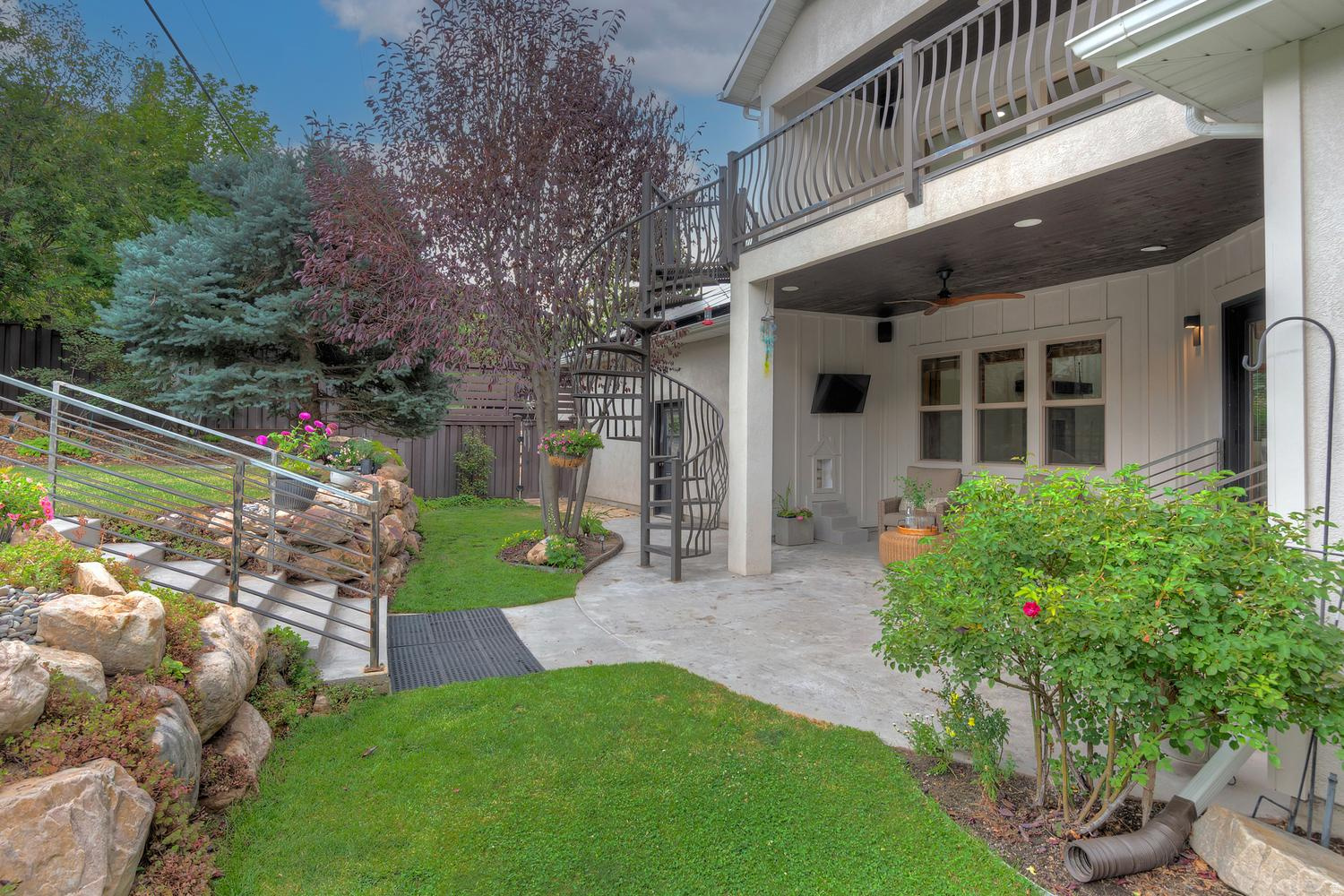 main property photo 72