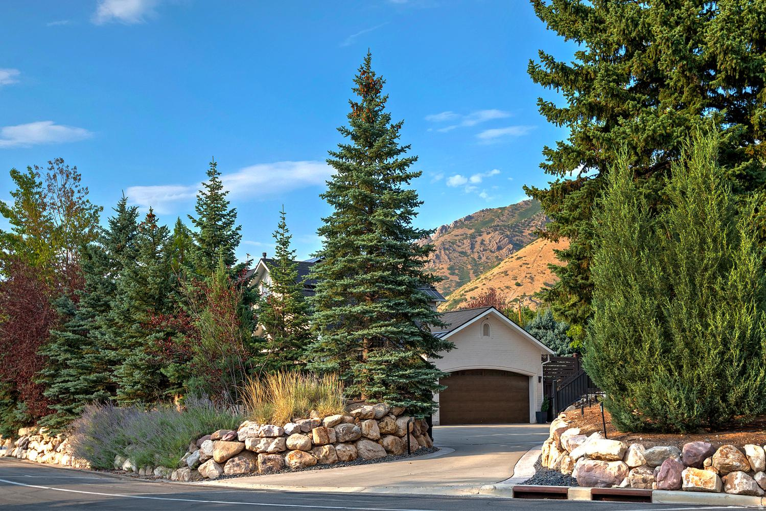 main property photo 77