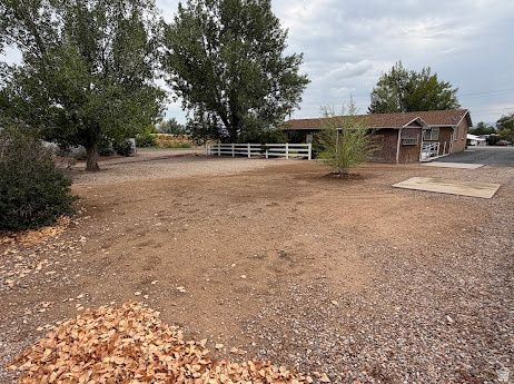 main property photo 6