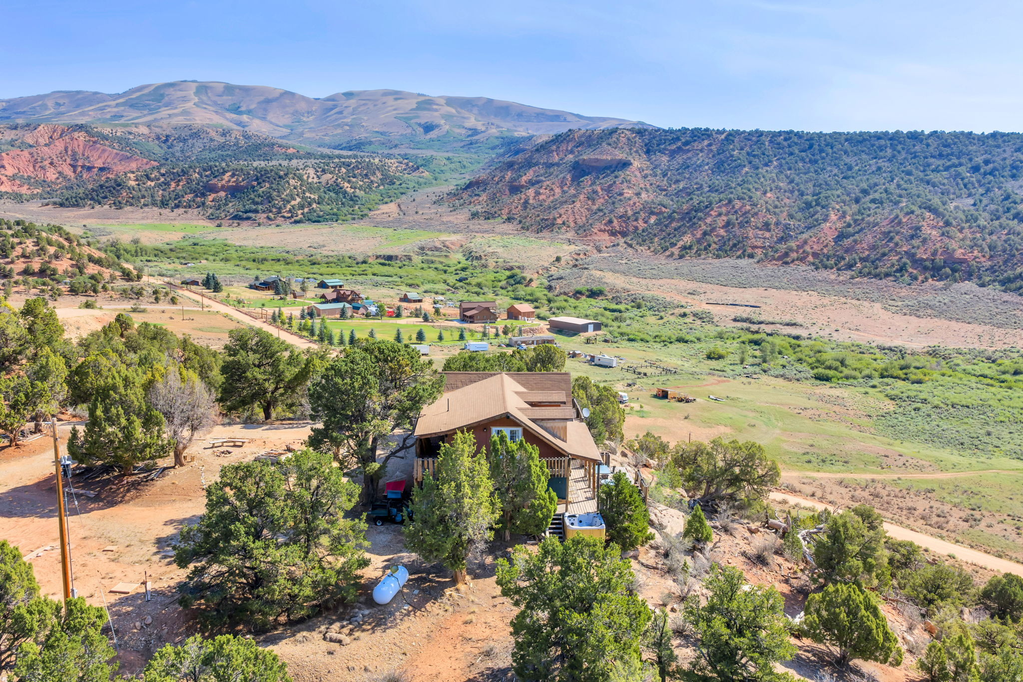 main property photo 37