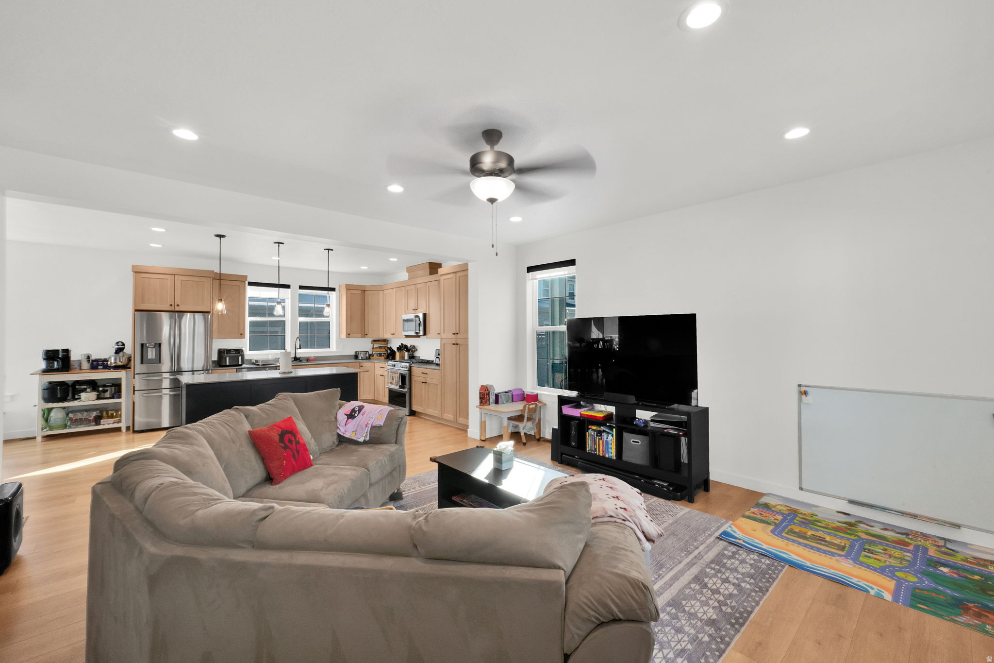 main property photo 6