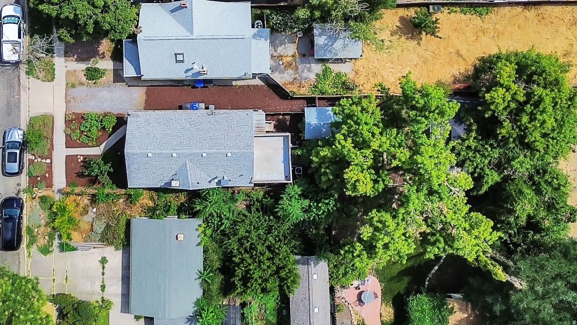 main property photo 46