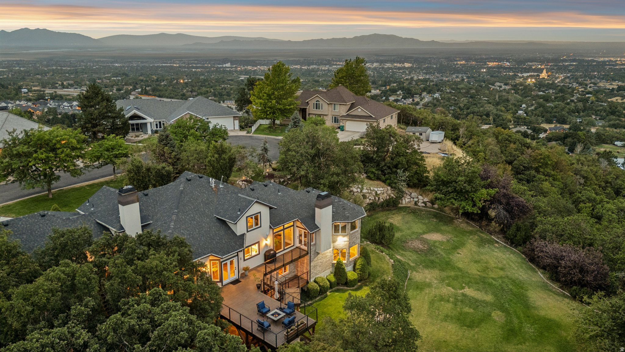 main property photo 3