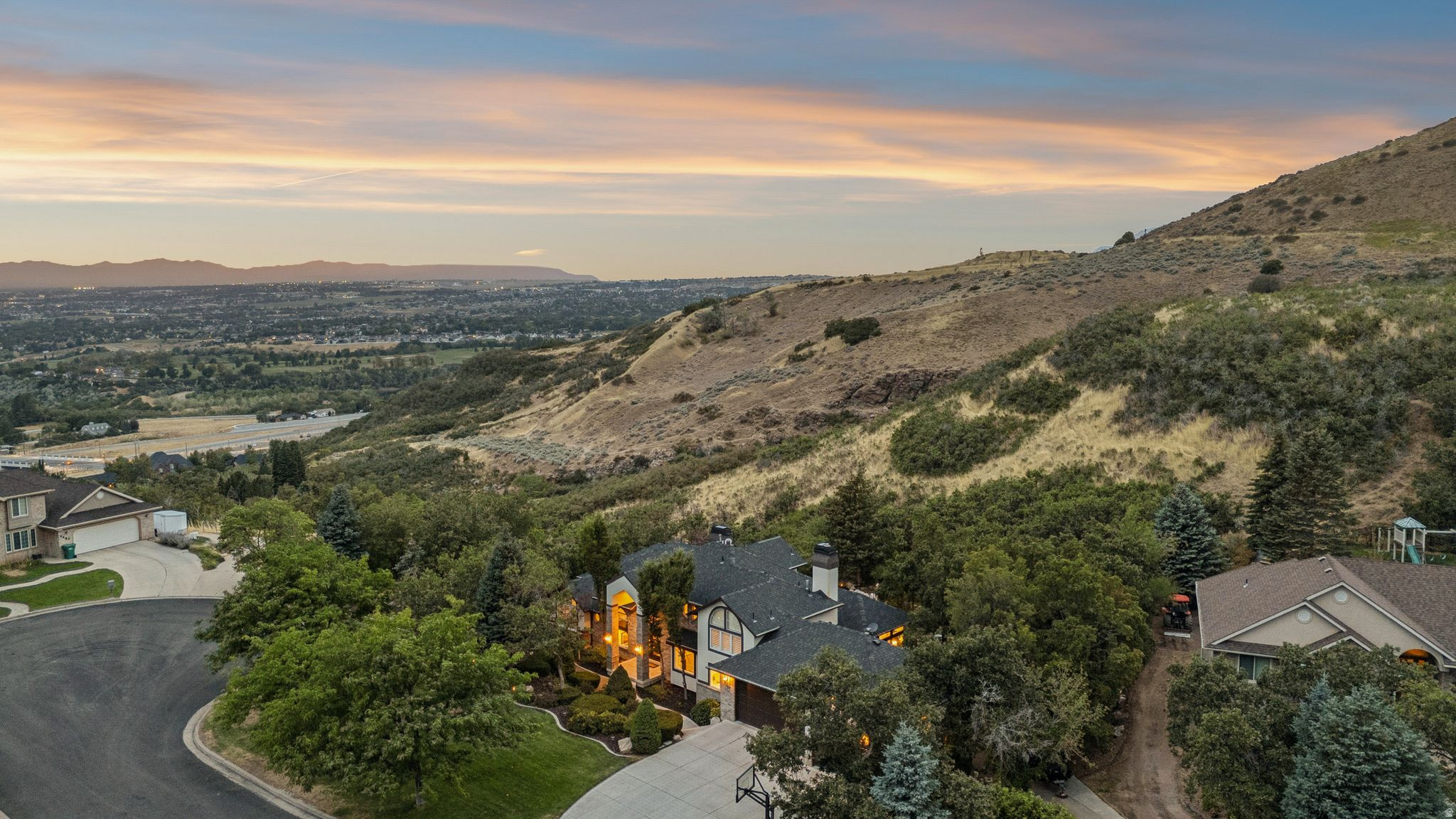 main property photo 51