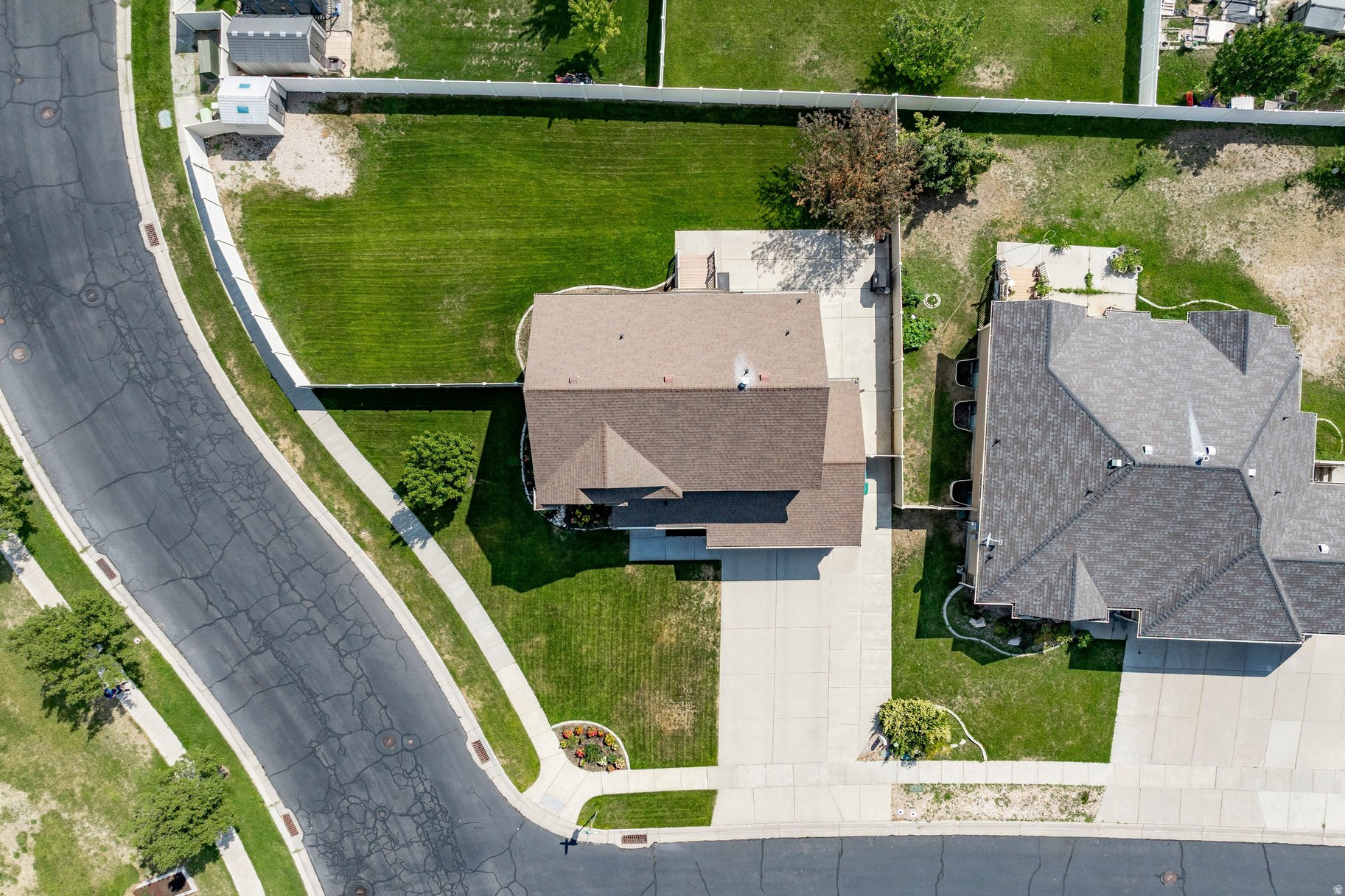 main property photo 51