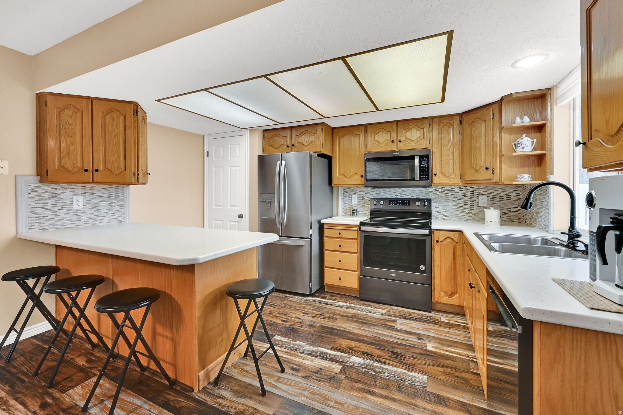 main property photo 15