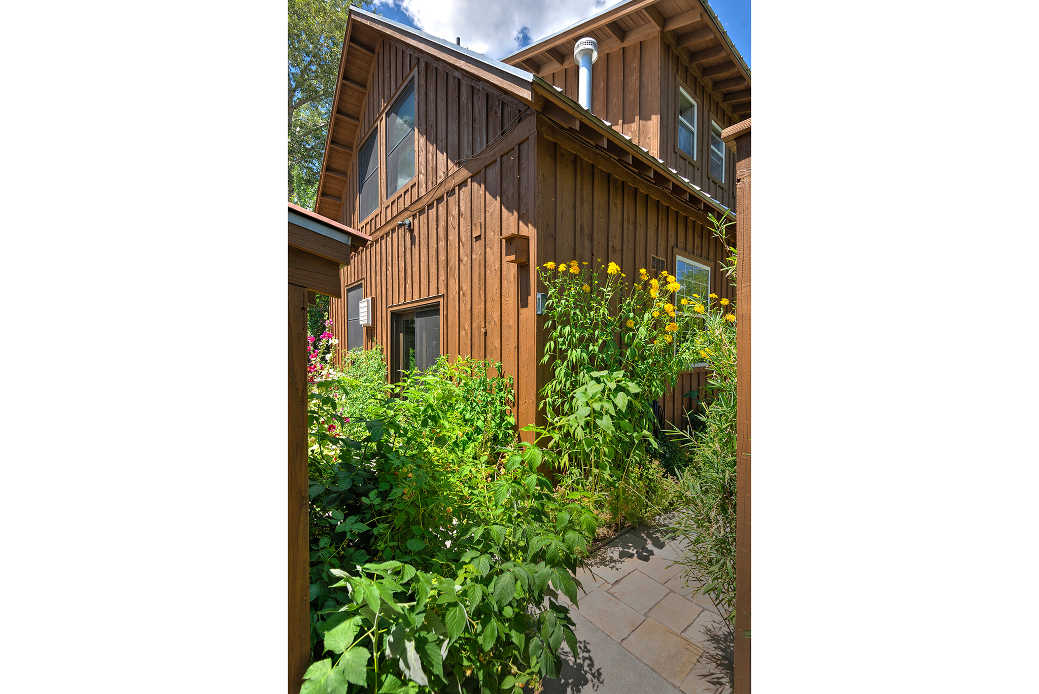 main property photo 66