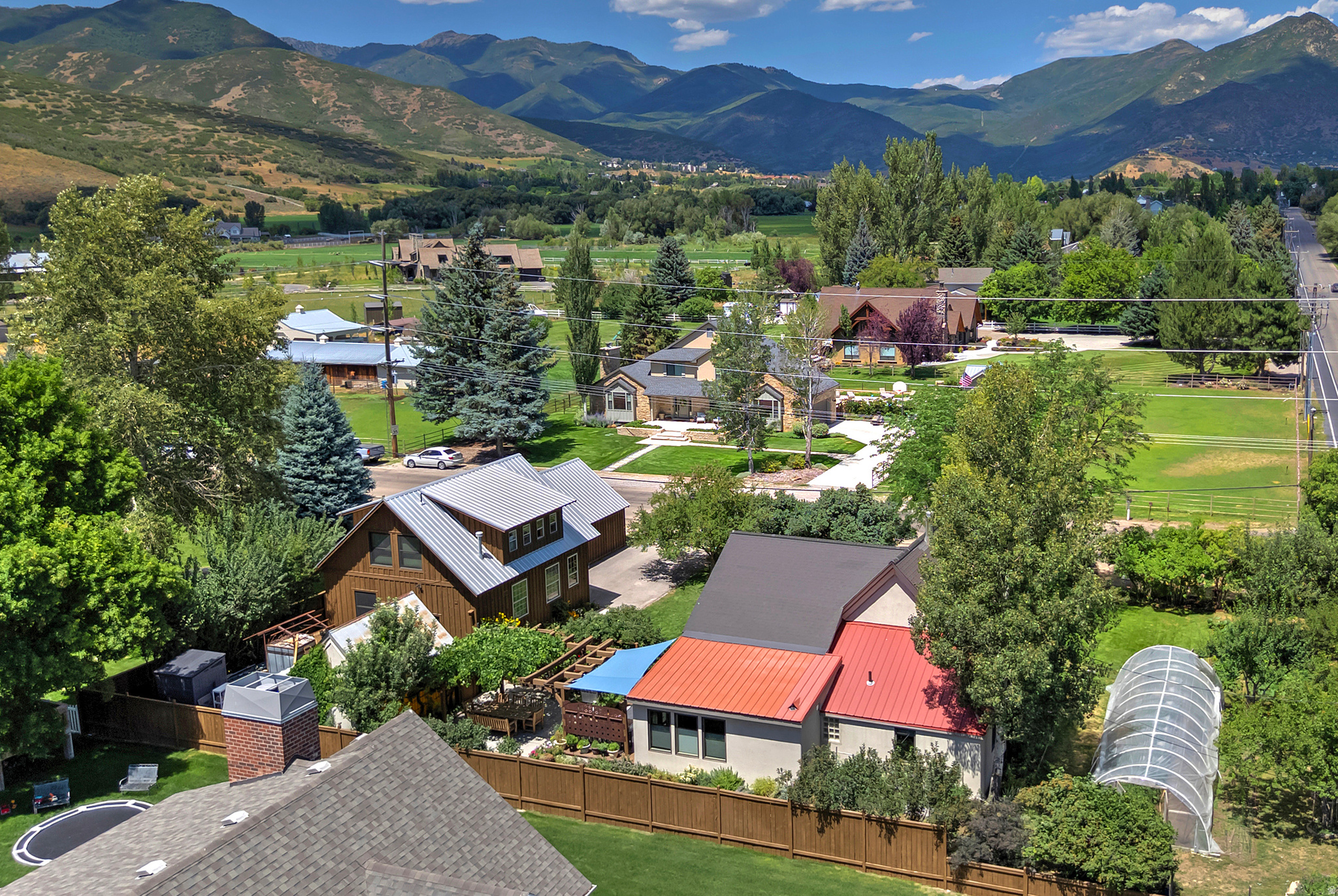 main property photo 8