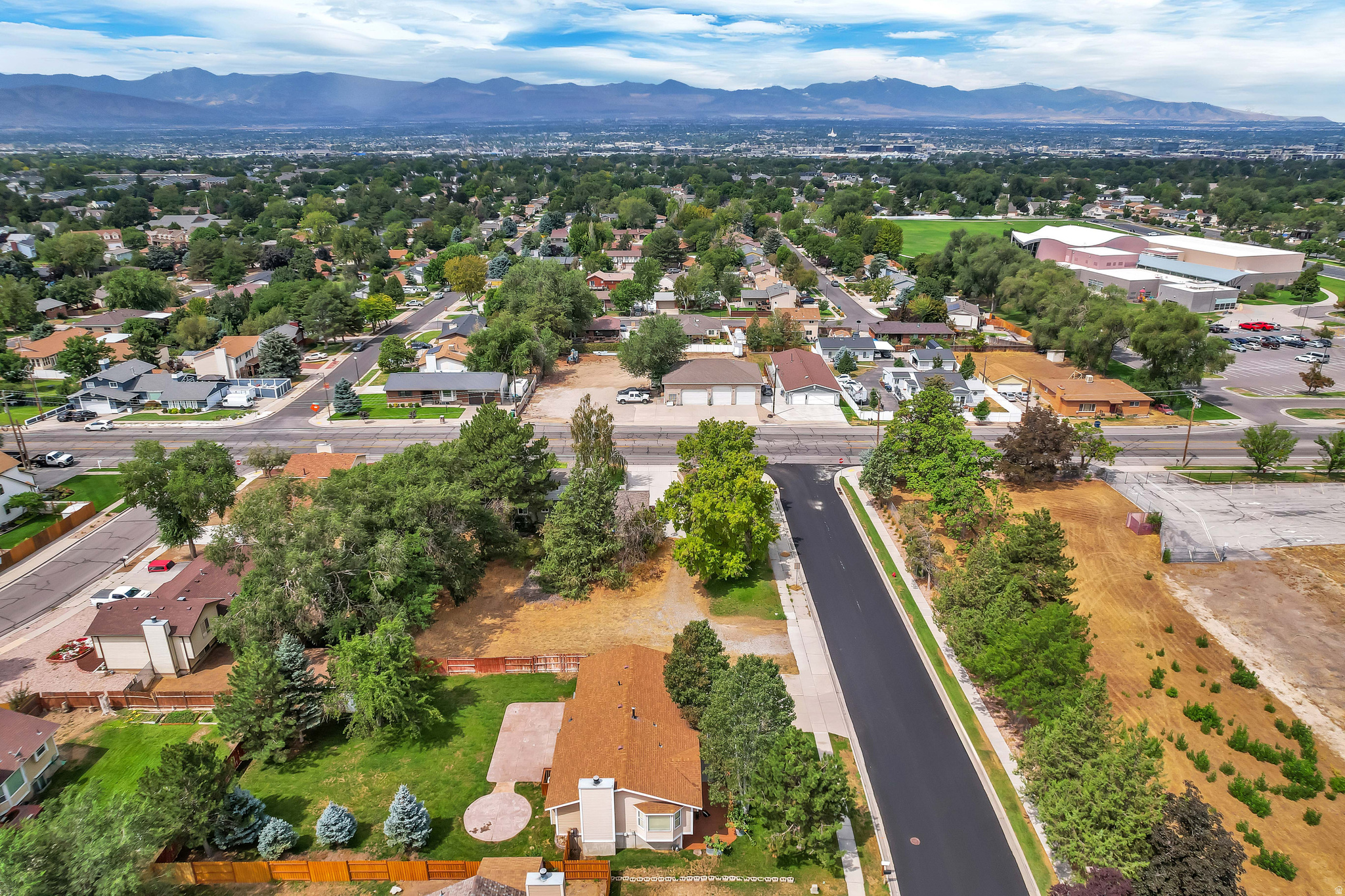 main property photo 48